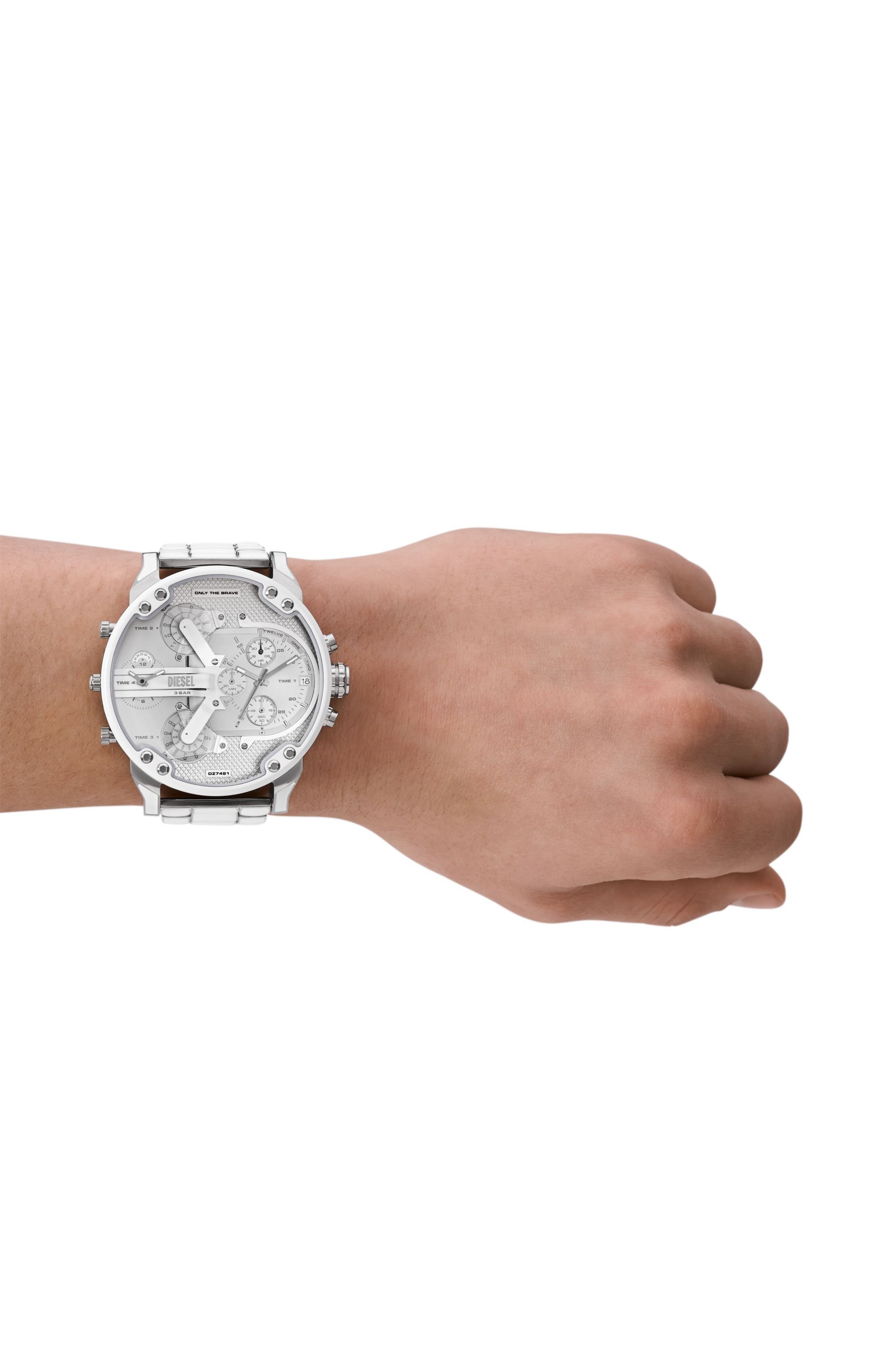 Diesel - DZ7481, Herren Mr. Daddy 2.0 Armbanduhr aus Edelstahl mit weißen Akzenten in Silber - Image 4