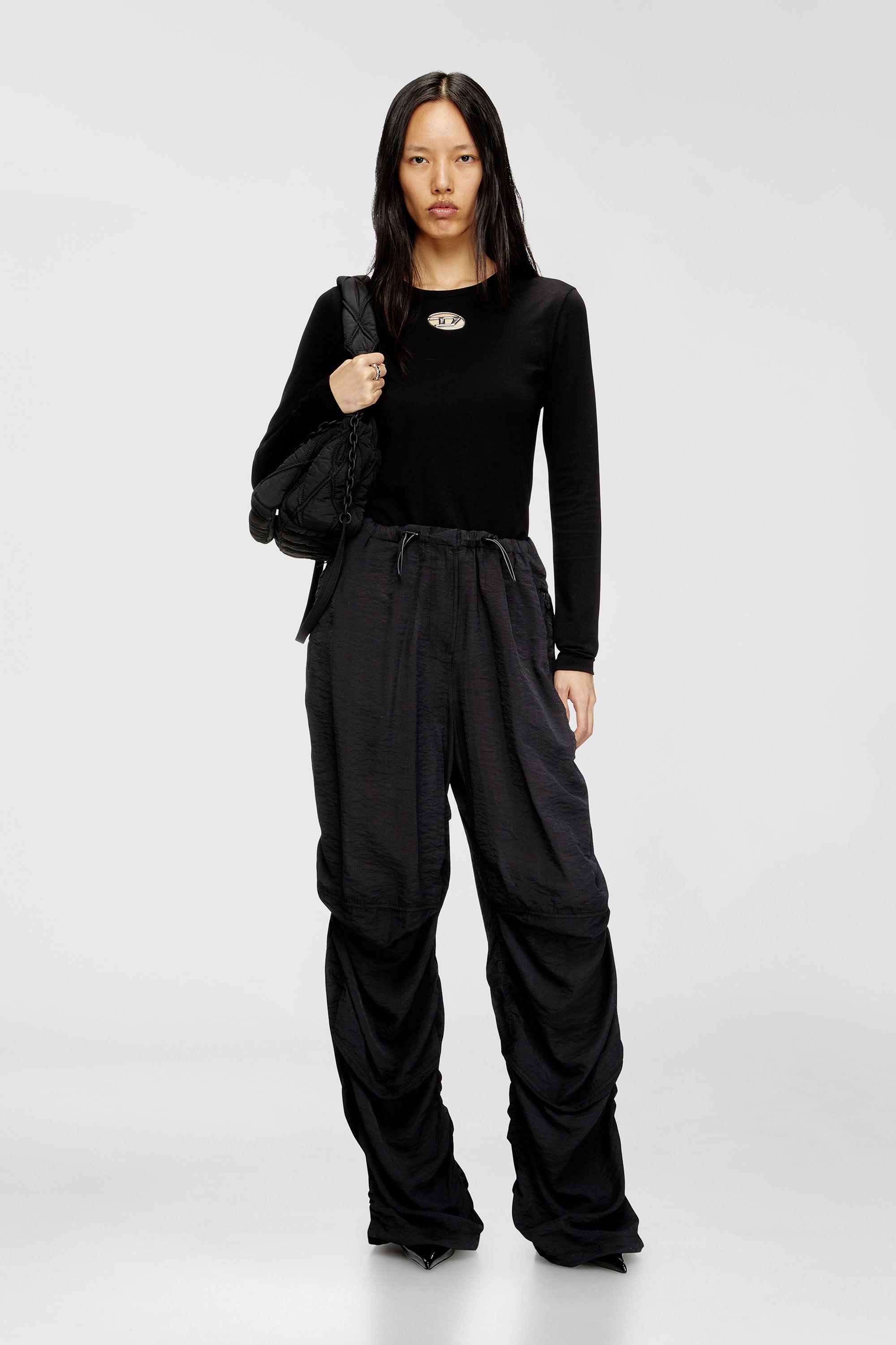 Diesel - T-UNCUTIE-LONG-LS-OD, Damen Langarm-Oberteil mit Oval D-Ausschnitt in Schwarz - 1
