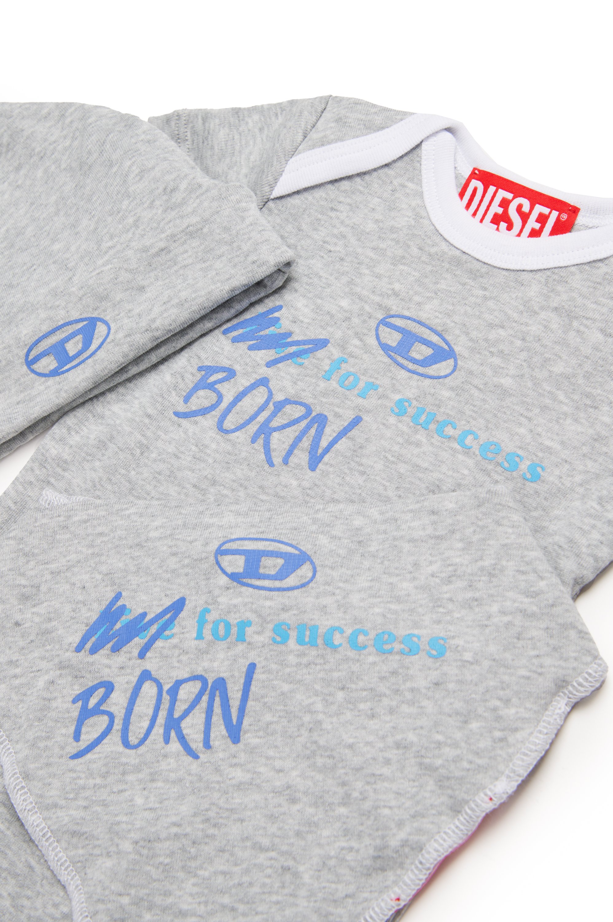 Diesel - URMASBOX-NB, Unisex's Born For Success newborn gift set in Grey - 3