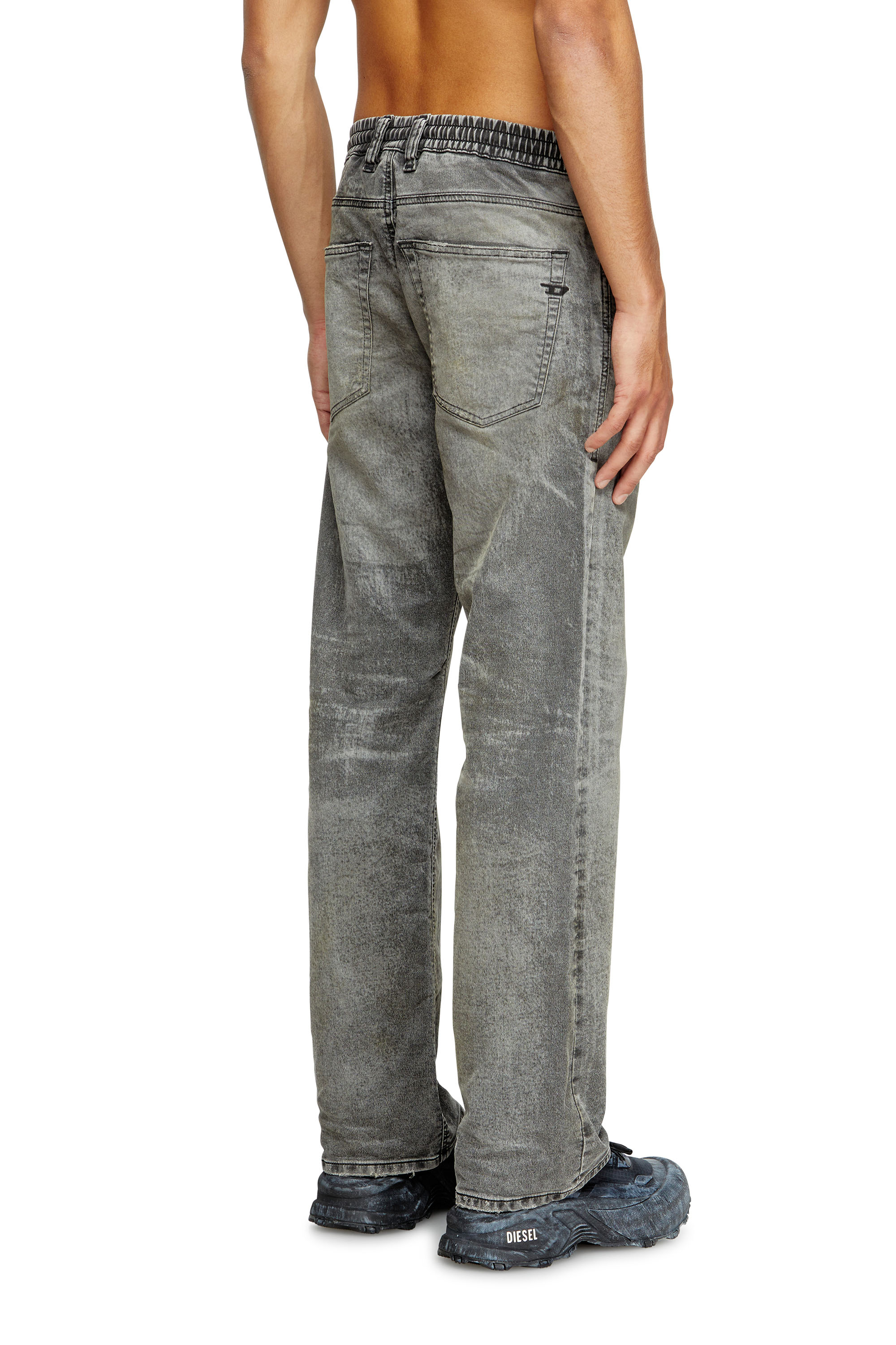 Diesel - Herren Relaxed 2080 D-Reel Joggjeans® 09M35, Schwarz/Dunkelgrau - 4