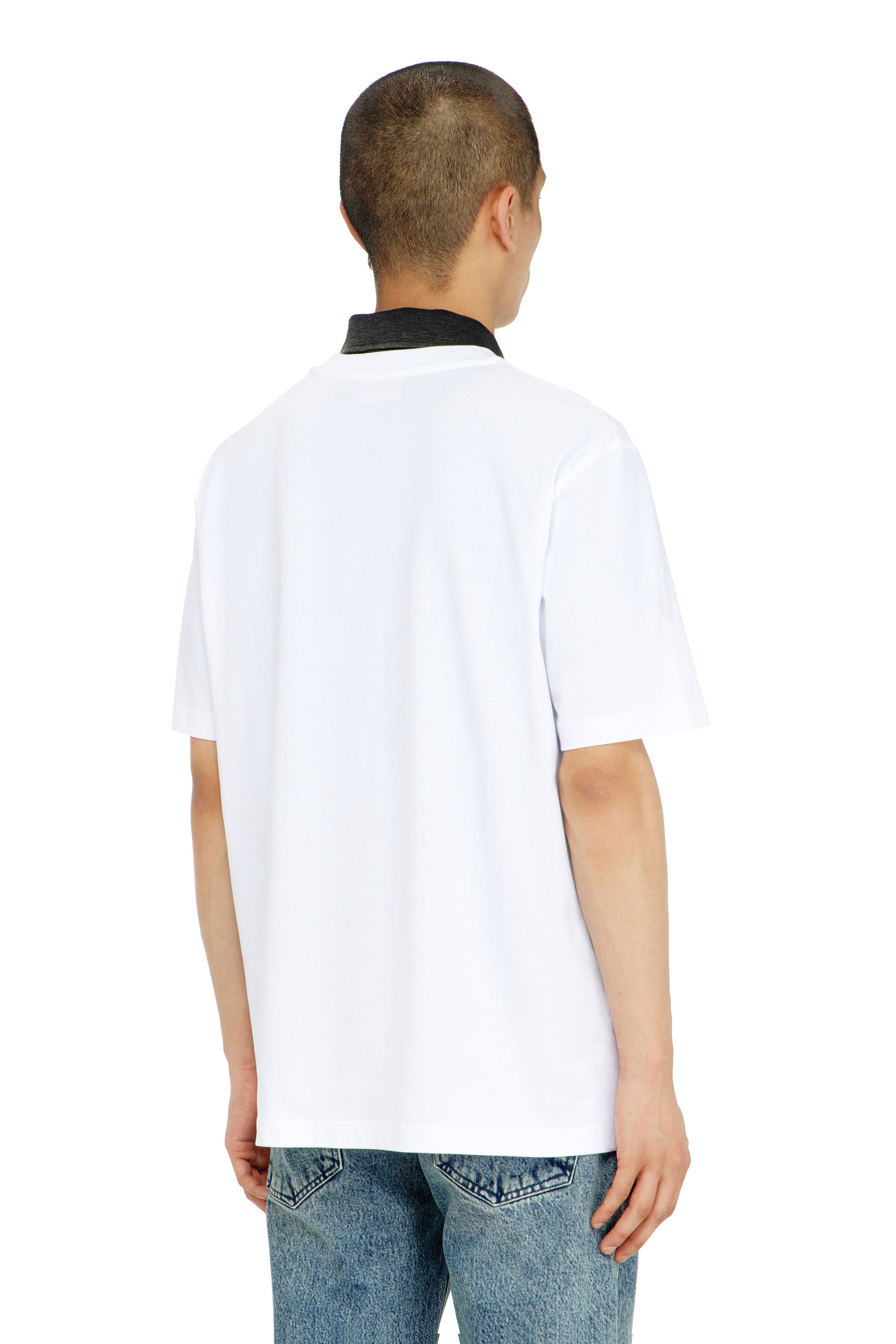 Diesel - T-ADJUST-AA12, Herren T-Shirt aus Baumwolle mit Logo patch in Wei&szlig; - 4