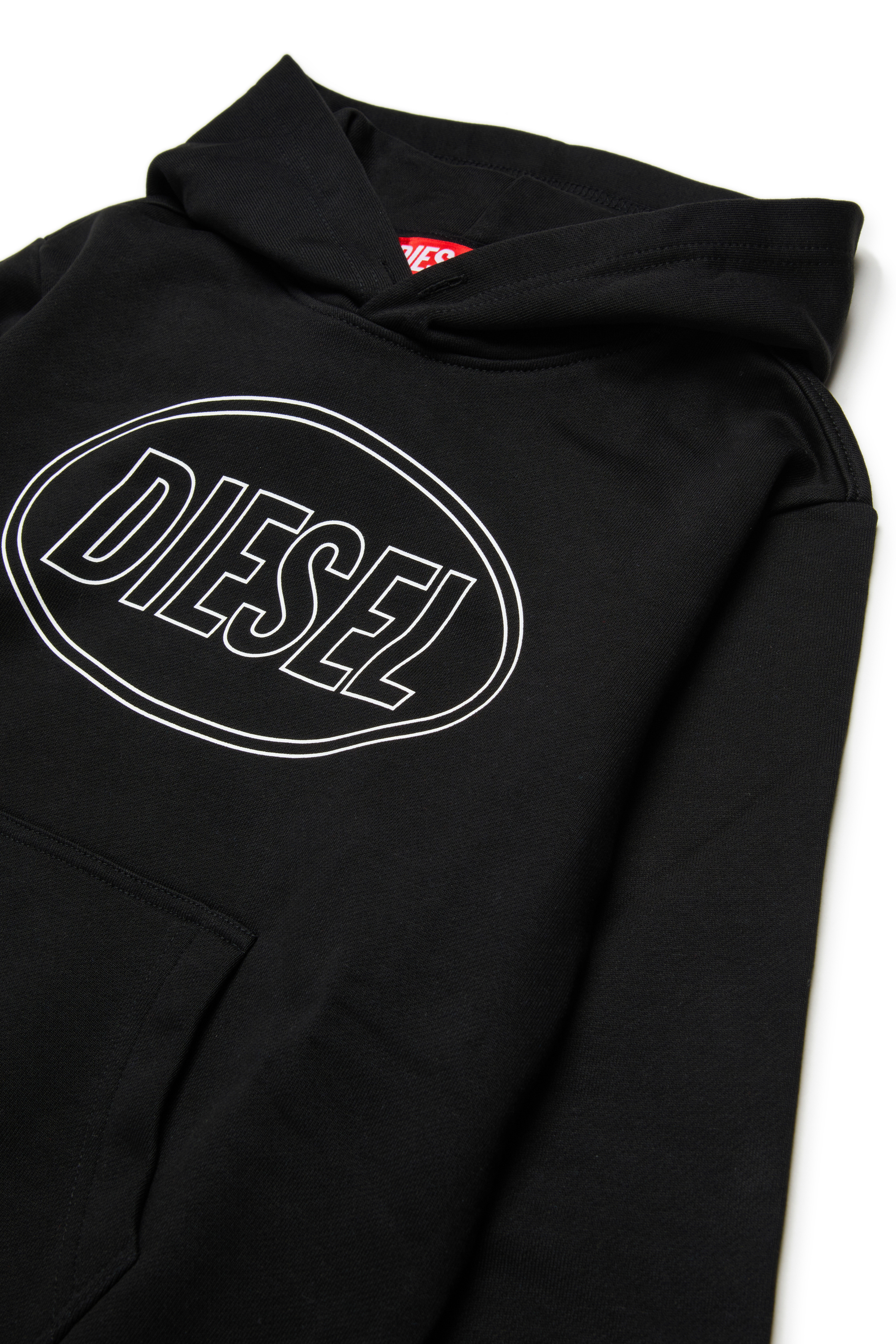 SCIRCLEHOOD OVER, Schwarz