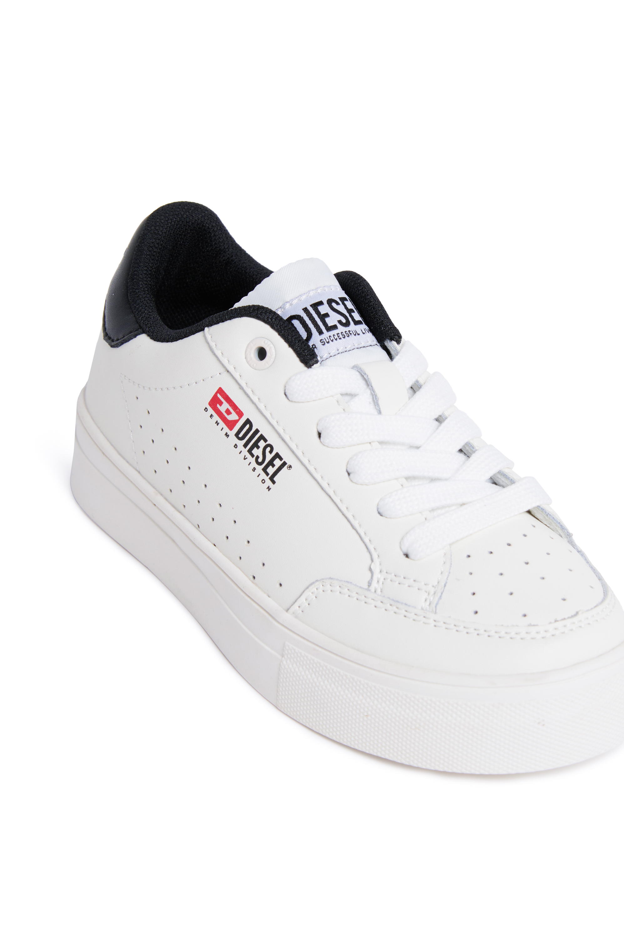 Diesel - S-VANEELA VTG, Unisex Sneakers aus perforiertem Leder in Weiss/Schwarz - 4