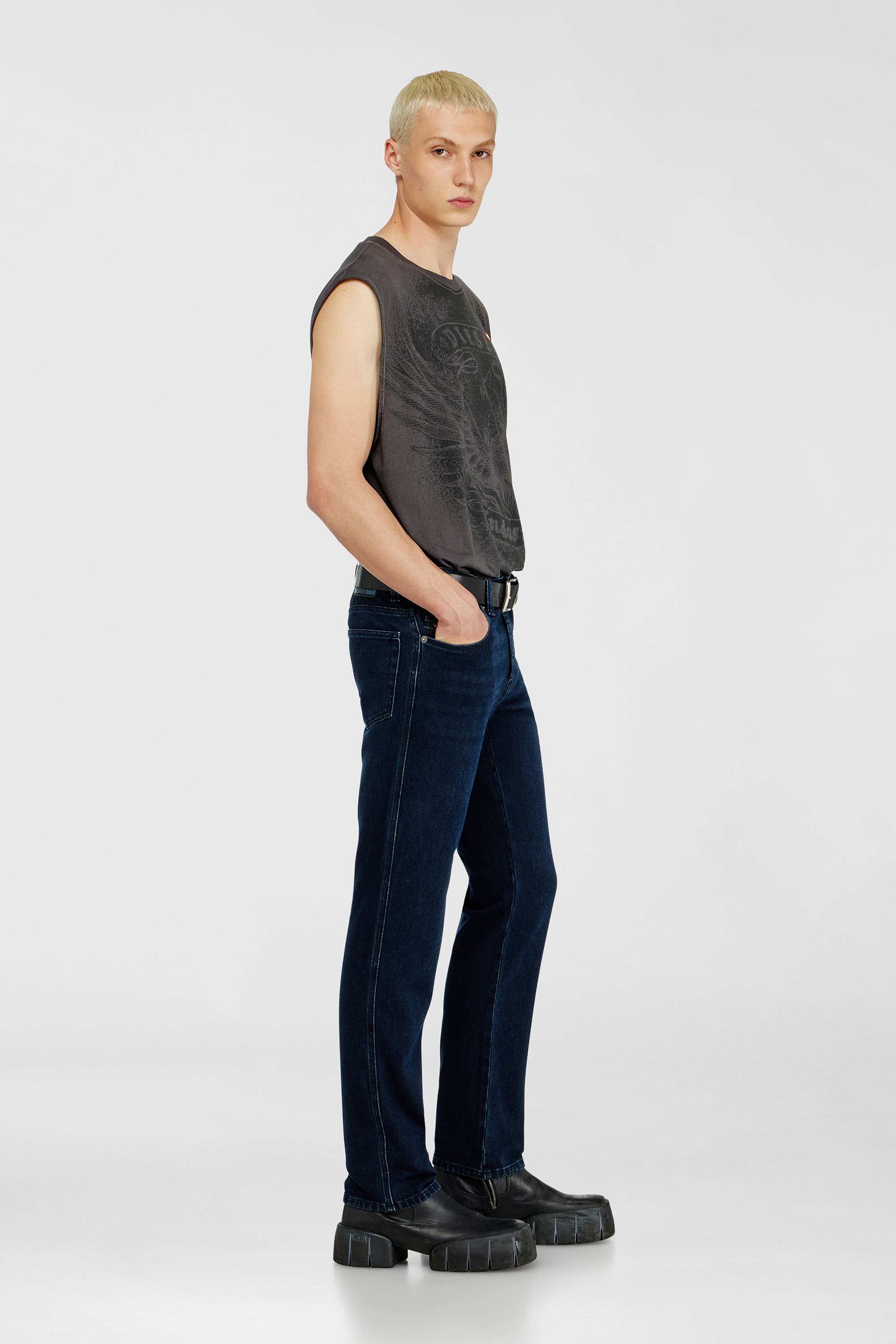 Diesel - Herren Slim Jeans 1993 D-Vyl 0KBBJ, Dunkelblau - 1