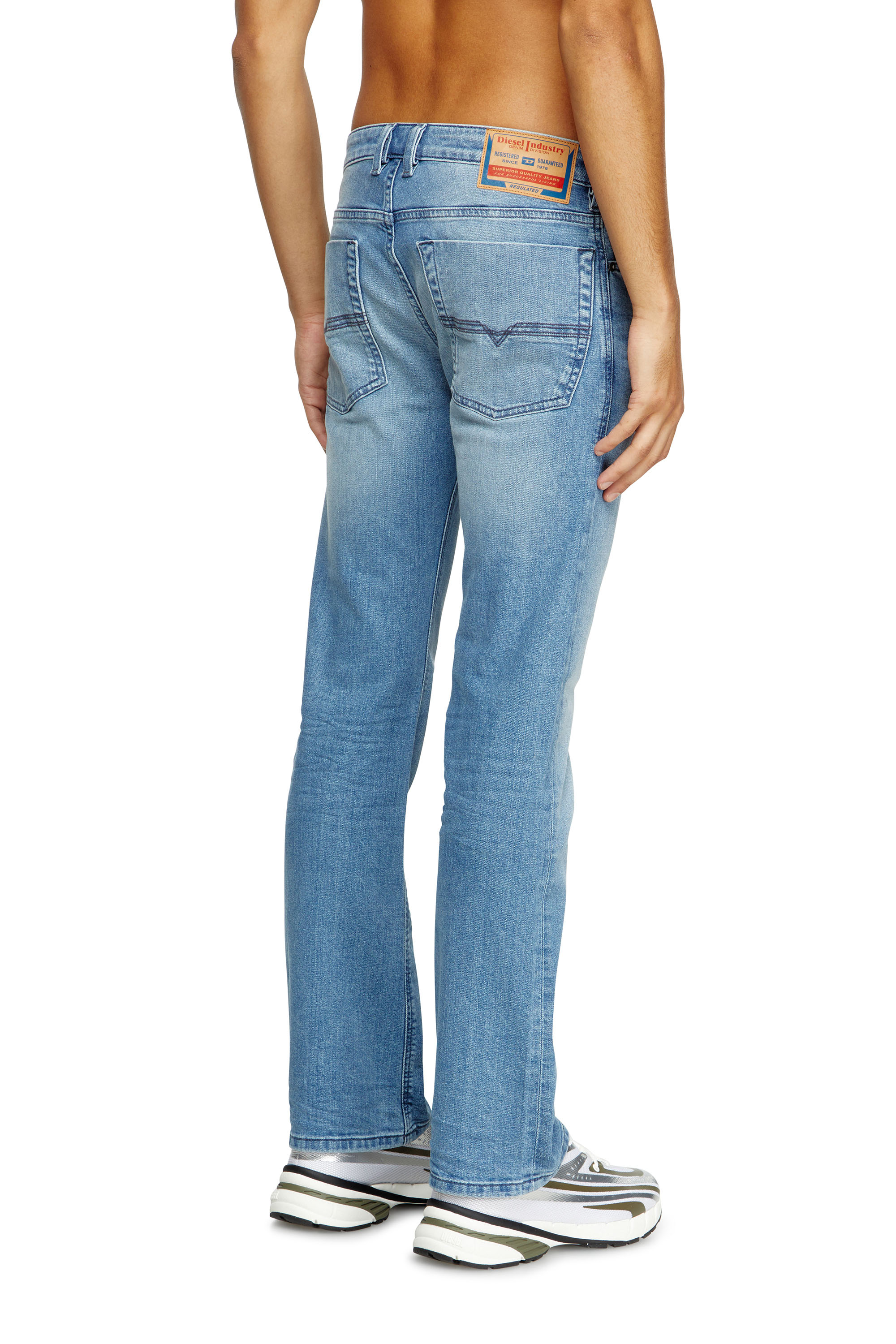 Diesel - Herren Bootcut Jeans 2007 Zatiny 0GRDI, Hellblau - 4