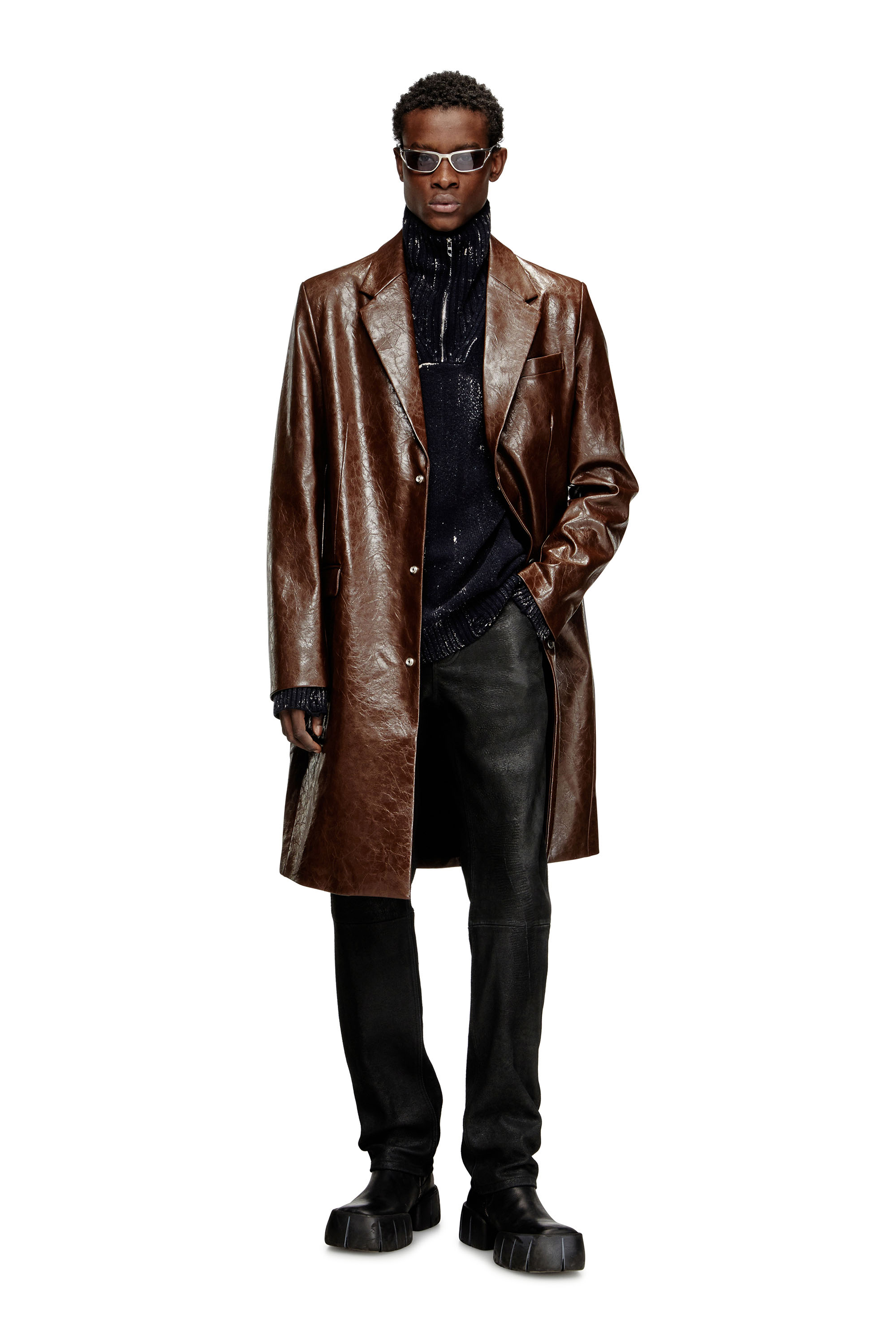 Diesel - J-CREED-COAT, Herren Mantel aus strukturiertem beschichtetem Stoff in Braun - 2