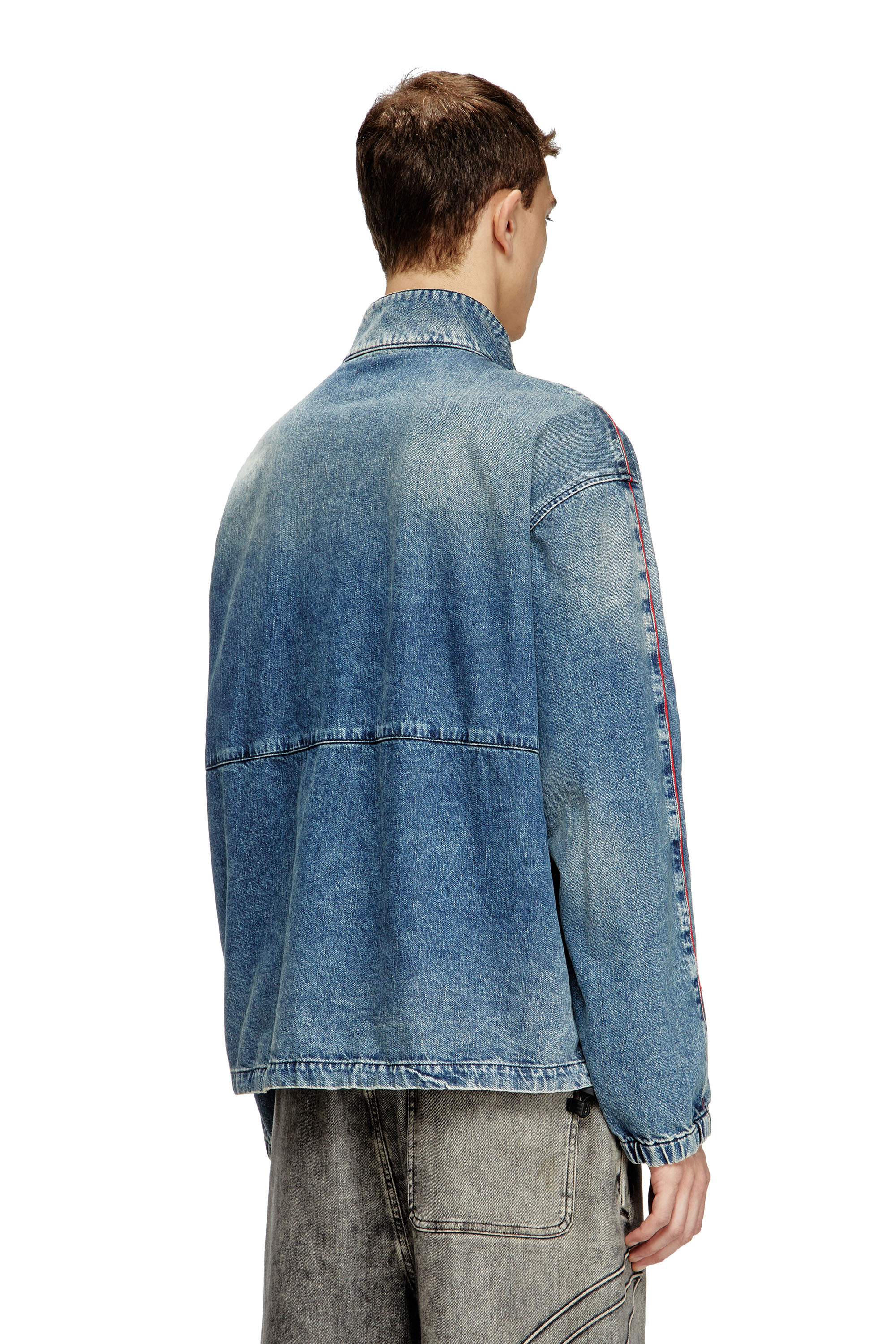 Diesel - D-KRAP-S2, Herren Jacke aus Denim mit roten Paspeln in Mittelblau - 4