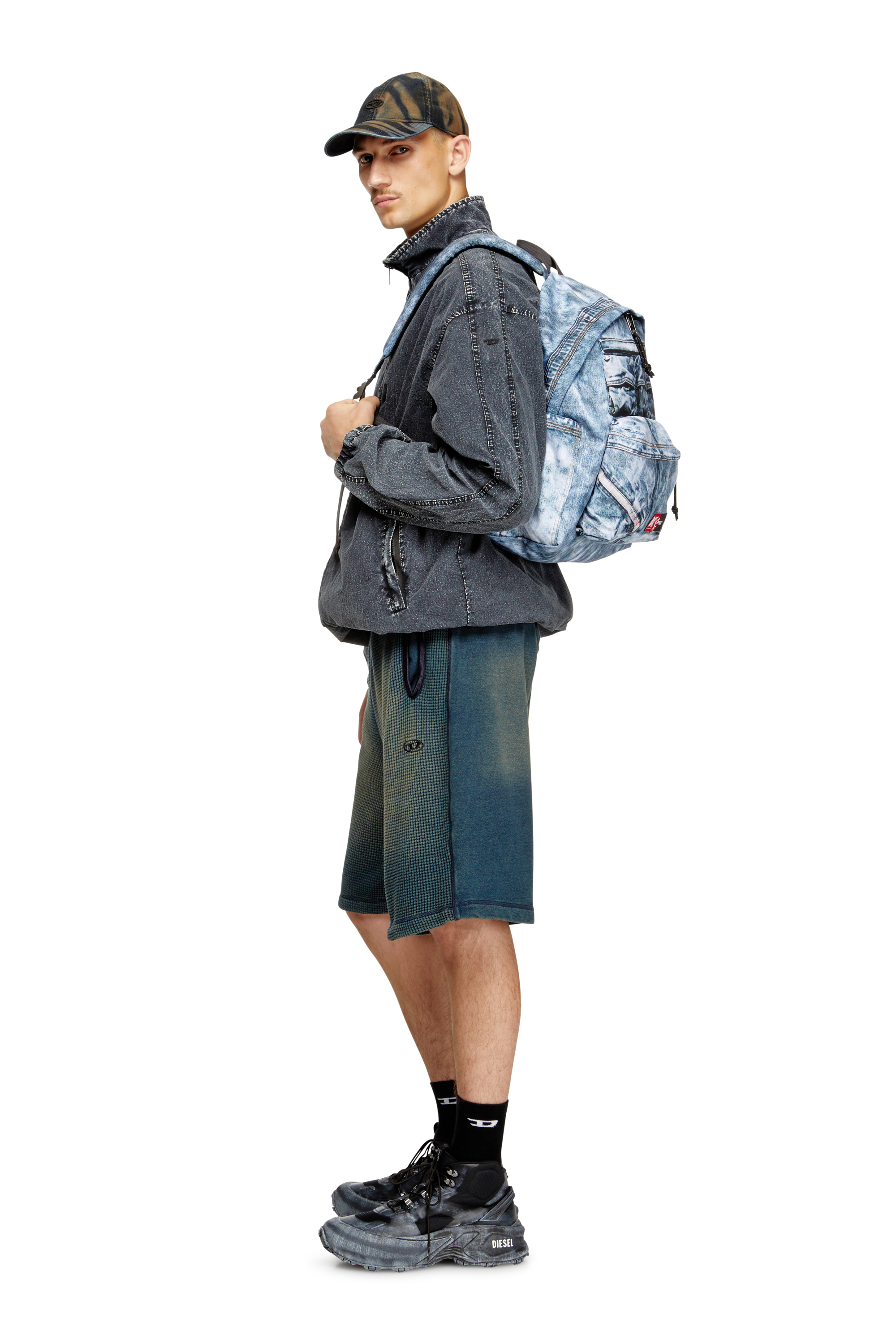 Diesel - DIESEL DAY PAK'R, Unisex Rucksack aus Trompe l'œil-Denim in Blau - 2