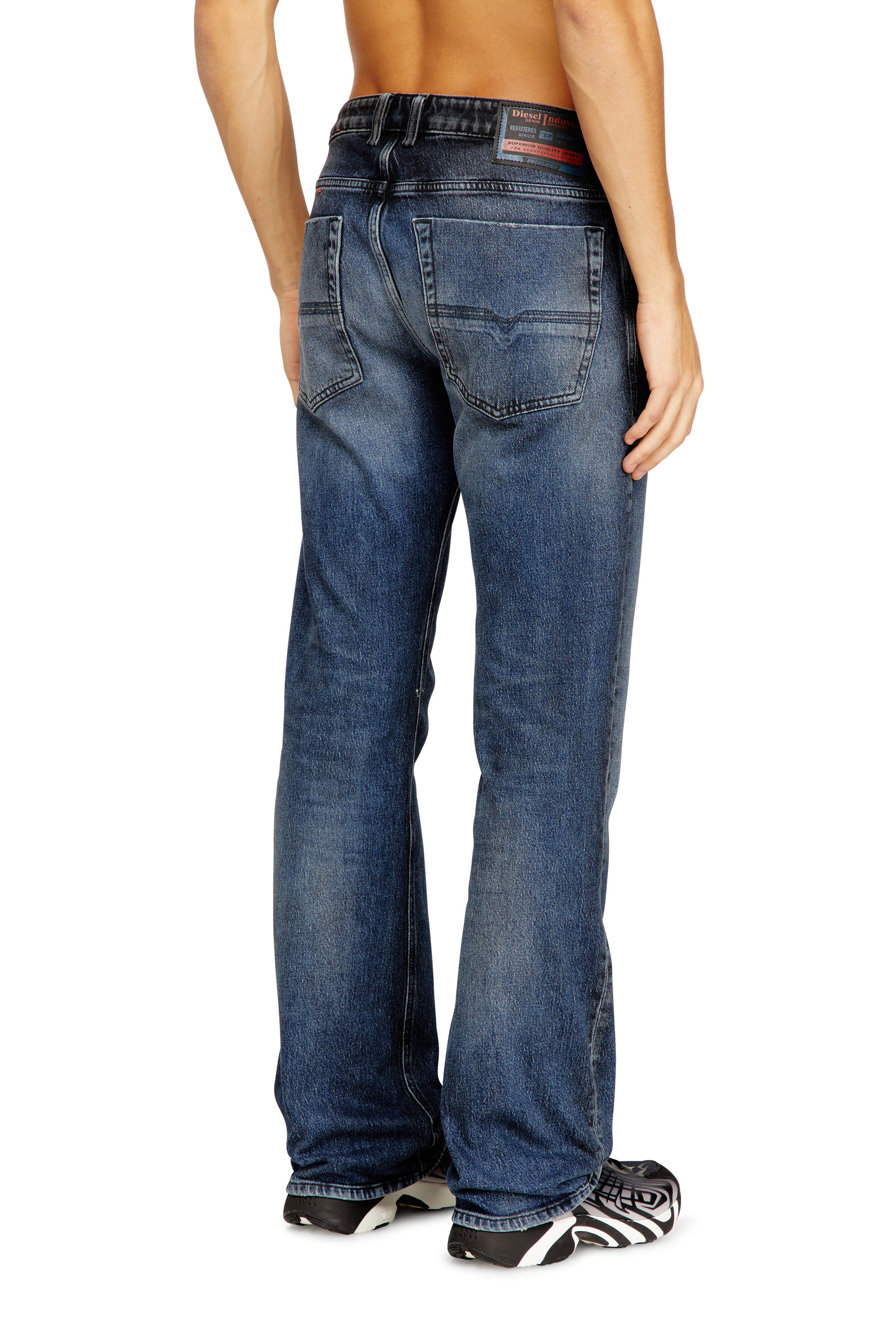Diesel - Herren Bootcut Jeans 2007 Zatiny 09N53, Mittelblau - 4