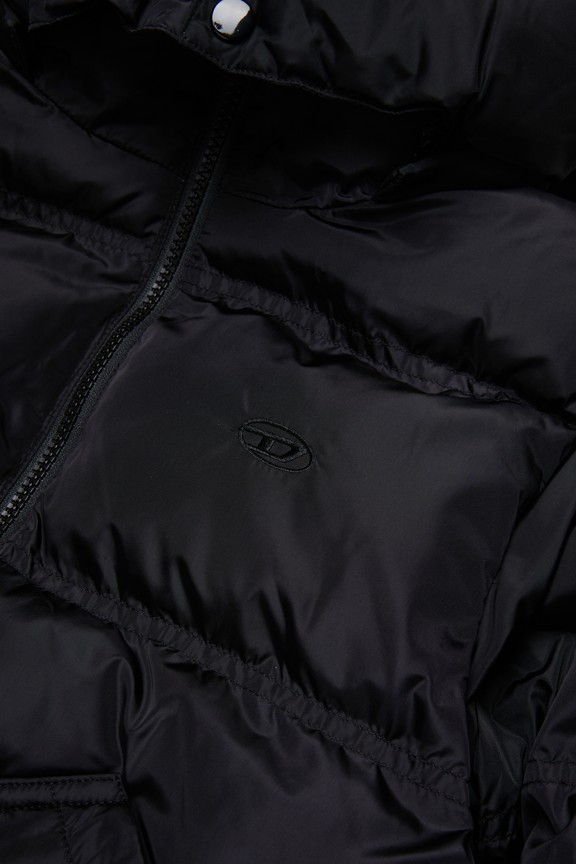 Diesel - JRIVON, Unisex Steppjacke mit Kapuze und oversized Taschen in Schwarz - 4