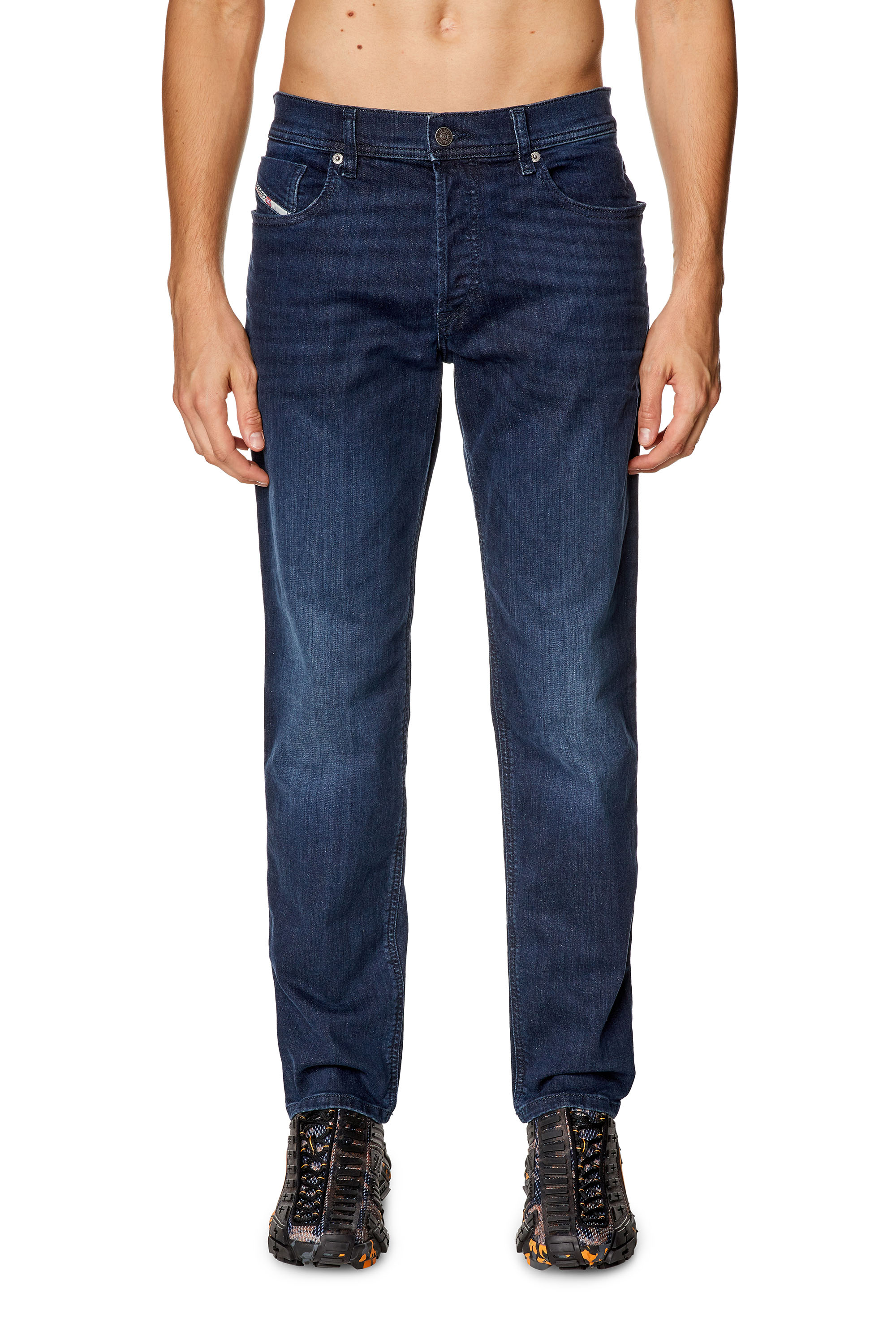 Diesel - Tapered Jeans 2023 D-Finitive 0CNAA, Dunkelblau - Image 1
