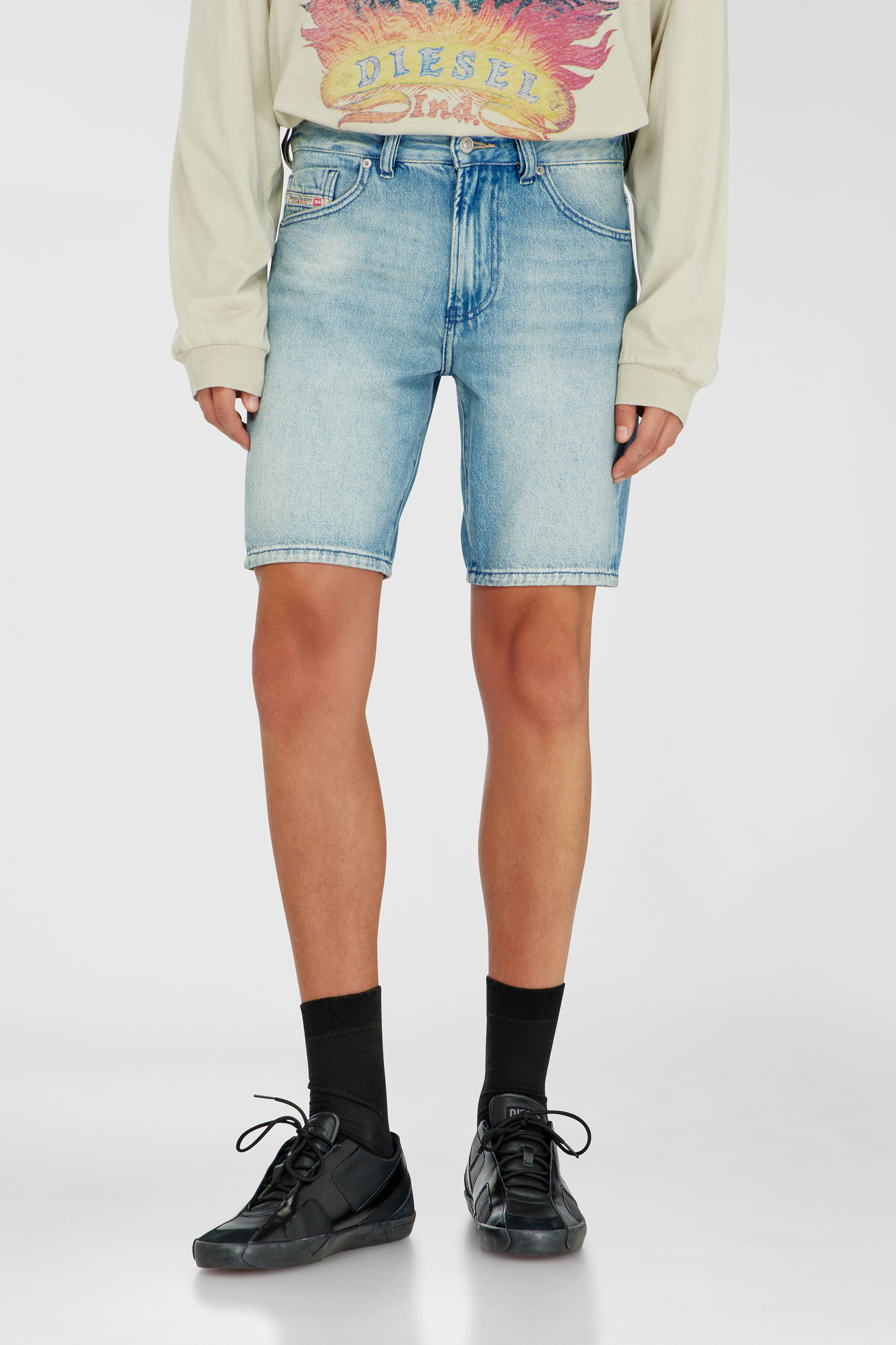 Diesel - D-FIN, Herren Schmale Jeansshorts aus Bio-Baumwolle in Hellblau - 3