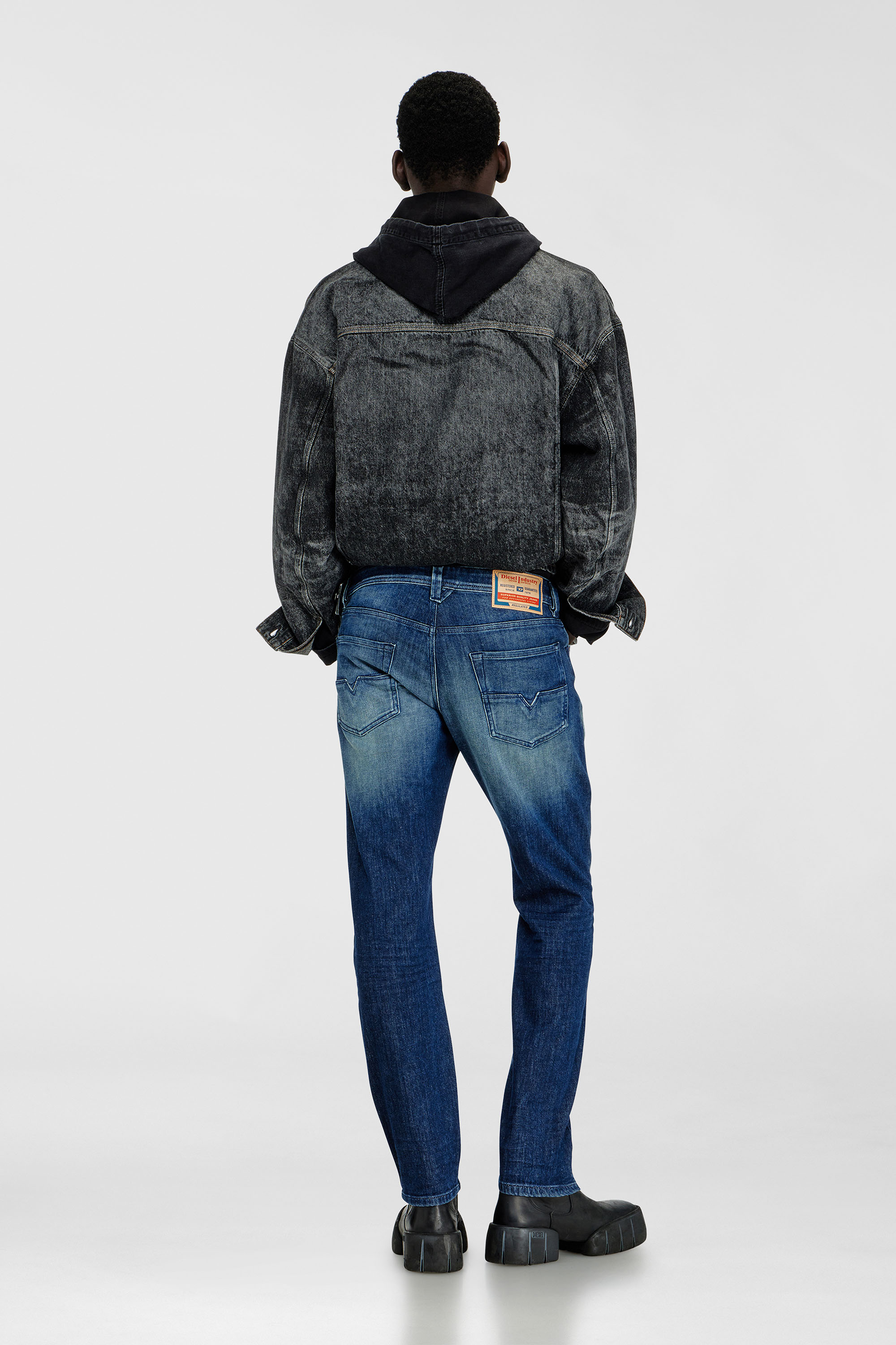 Diesel - Herren Regular Jeans 1986 Larkee-Beex 0KBBR, Dunkelblau - 3