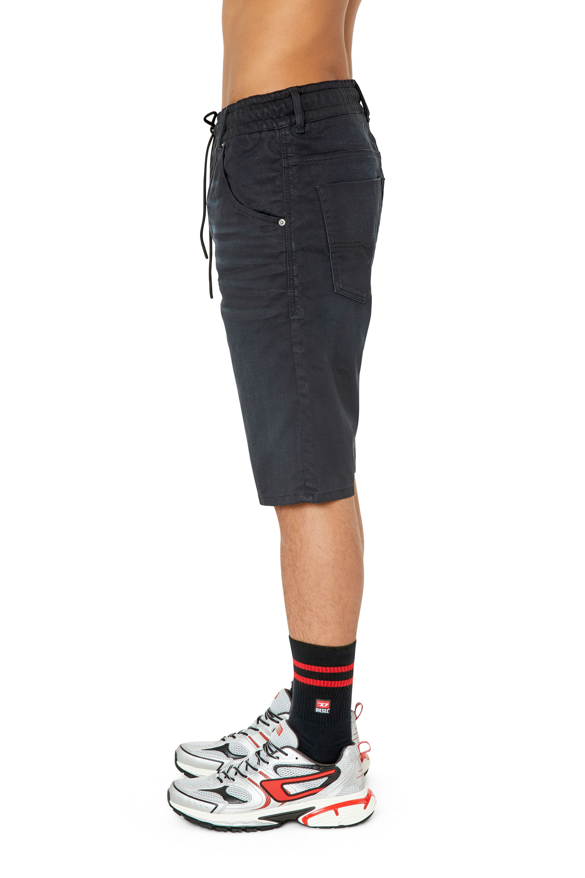 Diesel - D-KROOSHORT-Z JOGGJEANS, Schwarz/Dunkelgrau - Image 6