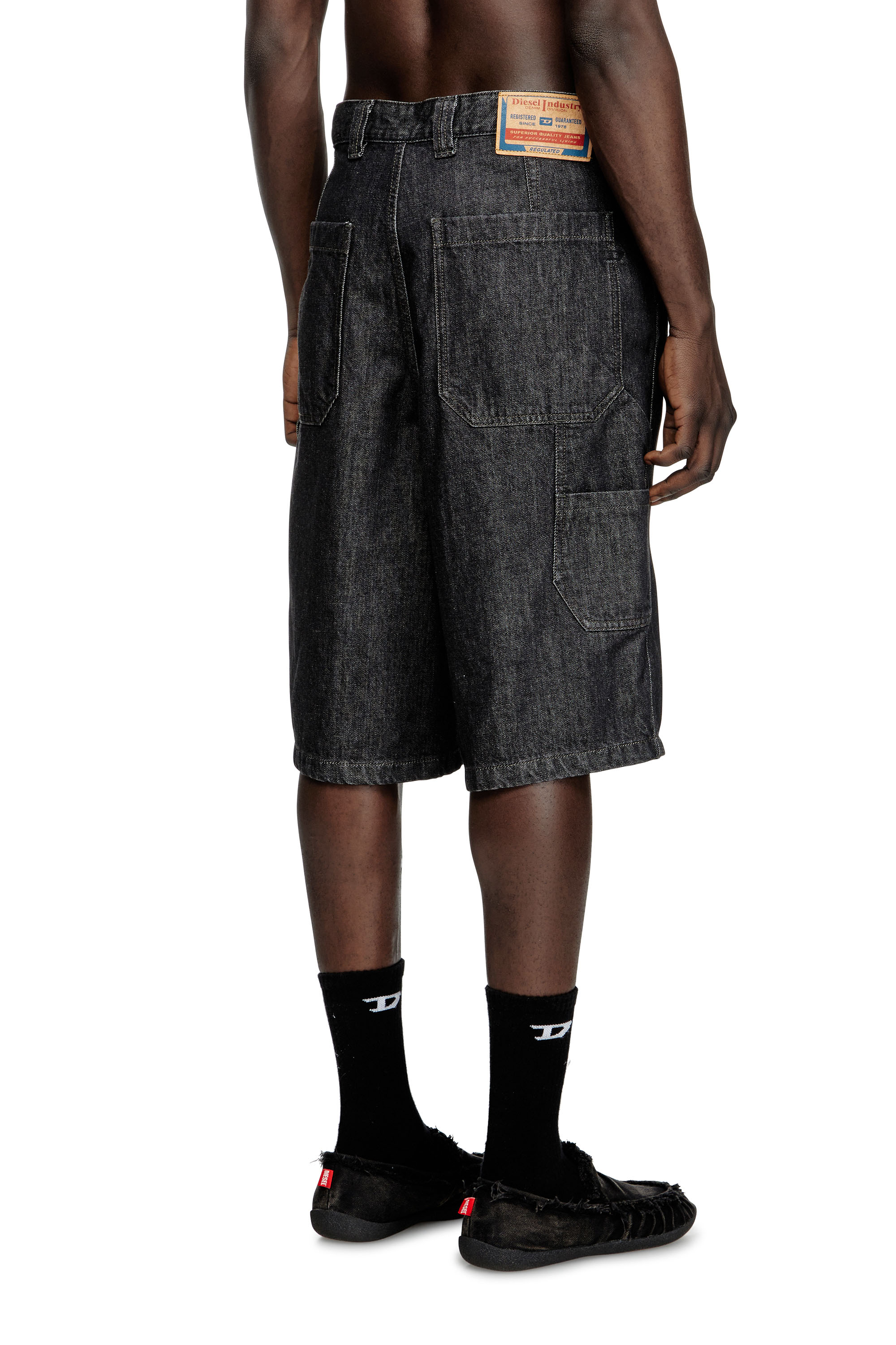 Diesel - D-LIVERY-W-SHORT, Herren Shorts aus Rinse-Wash-Denim in Schwarz/Dunkelgrau - 3