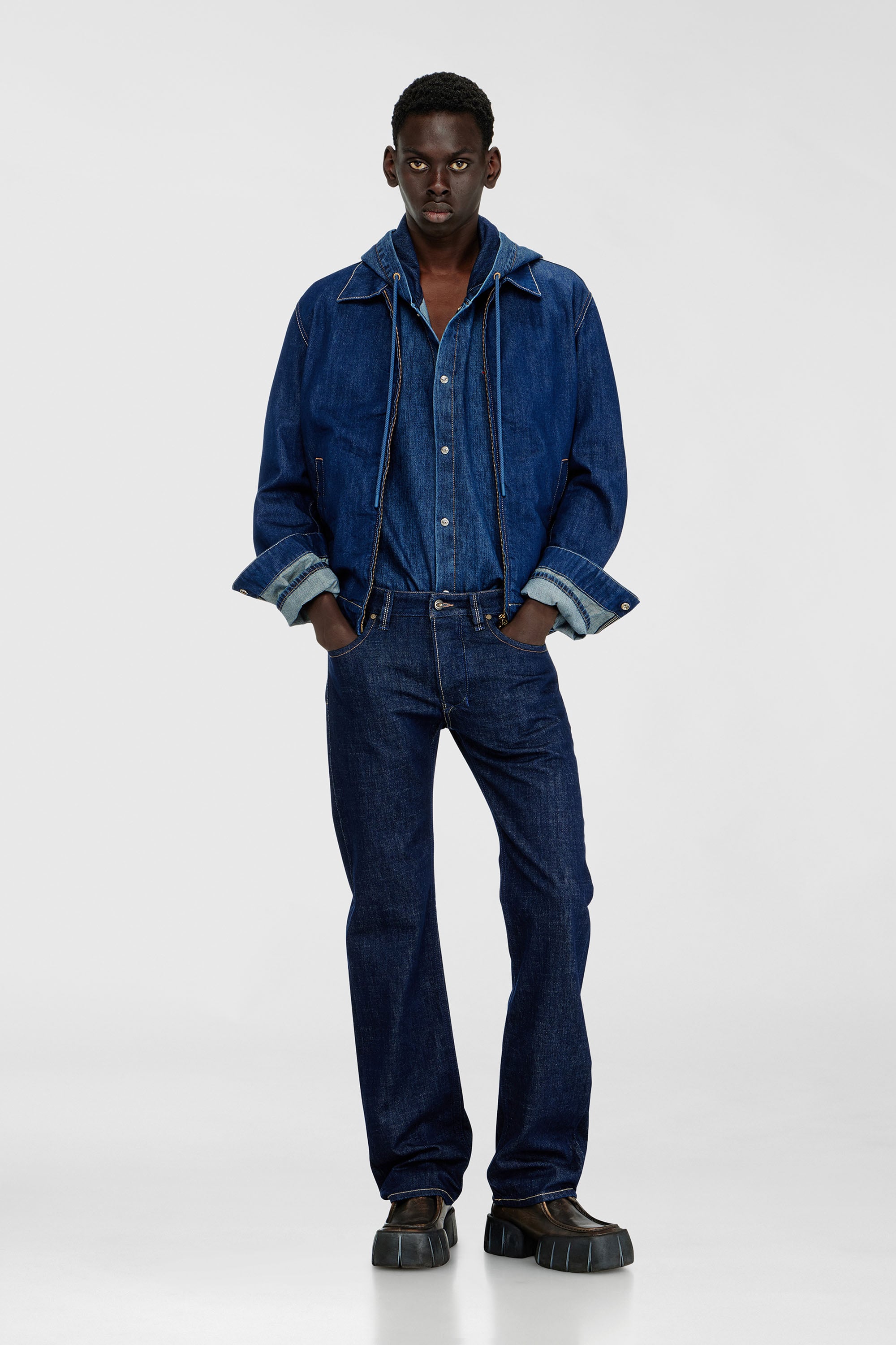 Diesel - Herren Regular Jeans 1985 Larkee 007EQ, Dunkelblau - 1