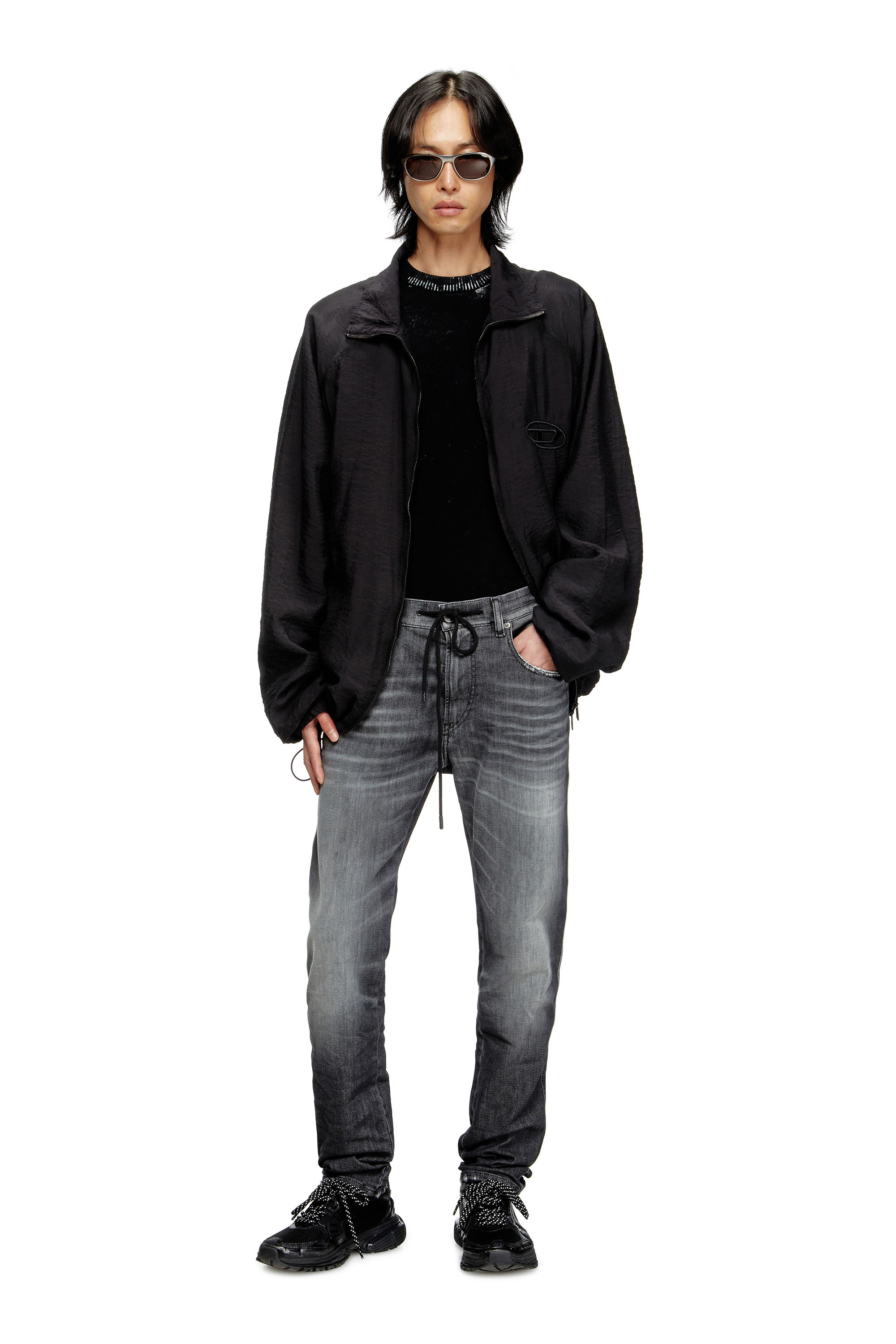 Diesel - Herren Slim 2062 D-Strukt Joggjeans® 09M67, Schwarz/Dunkelgrau - 2