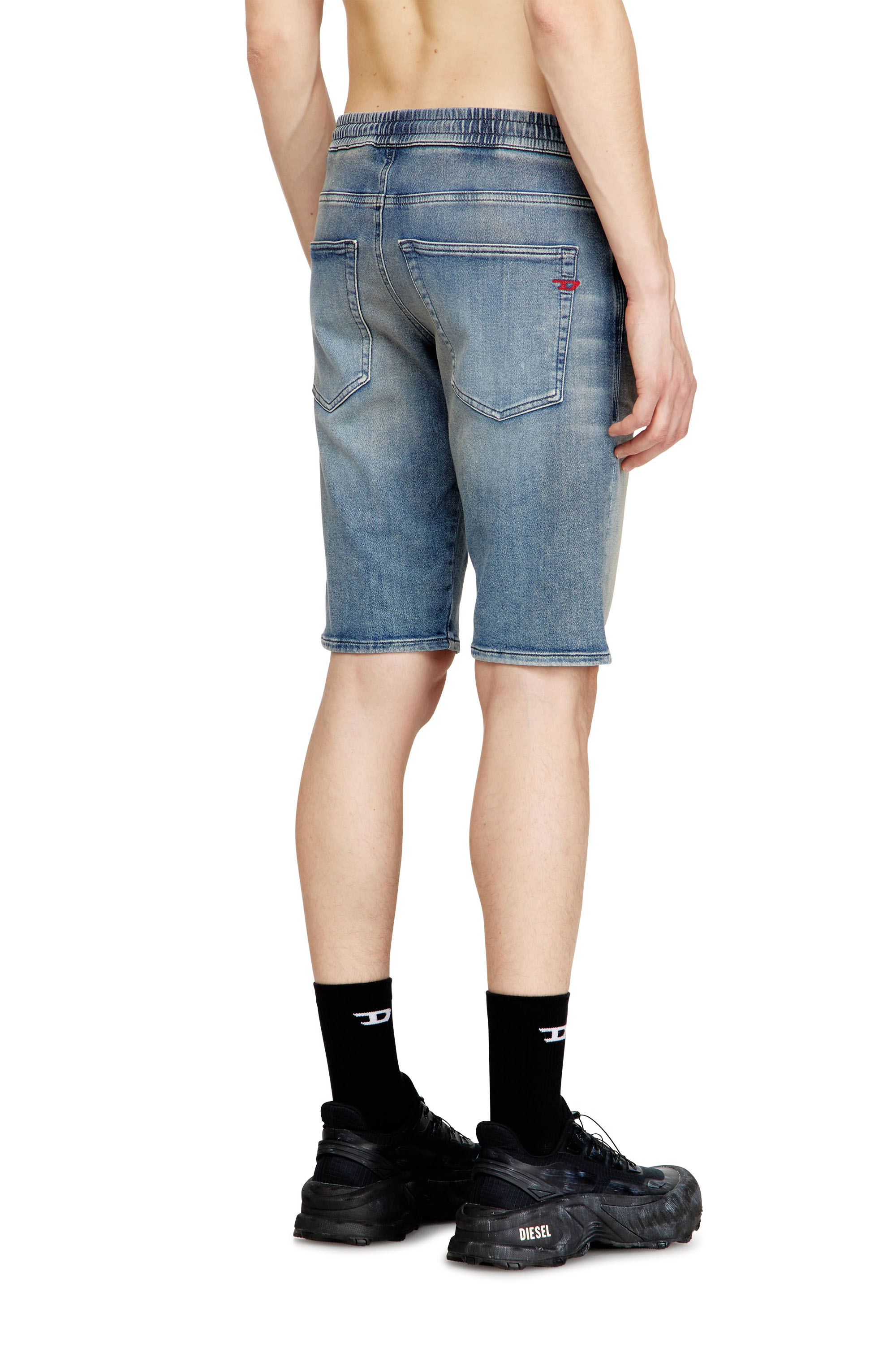 Diesel - 2033 D-KROOLEY-SHORT JOGG, Herren Slim-Fit-Shorts aus cleanen JoggJeans in Blau - 4