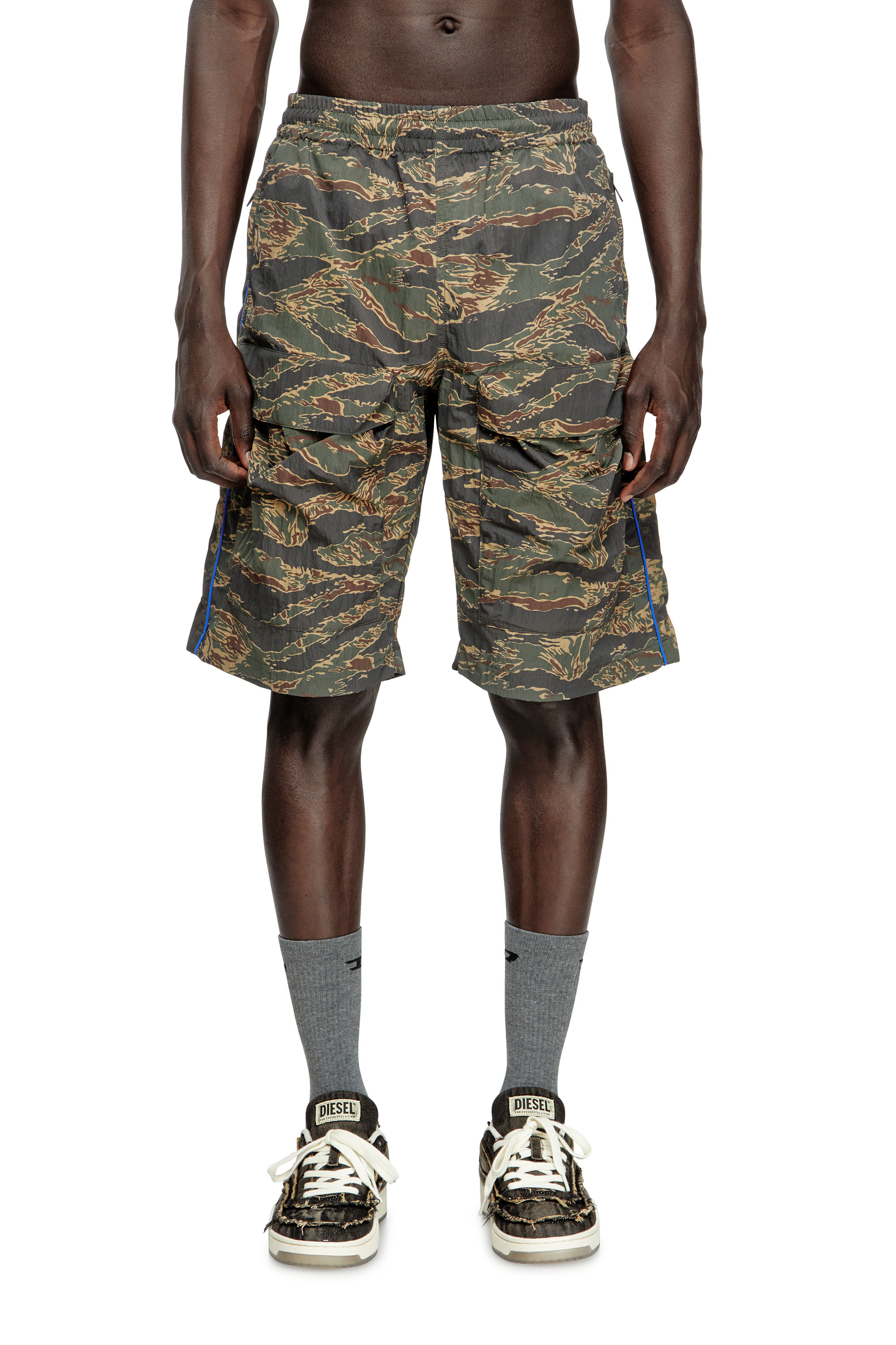 Diesel - P-RAMOS-SHORT-EPBW, Herren Cargoshorts mit gemischten Camo-Prints in Armeegrün - 1
