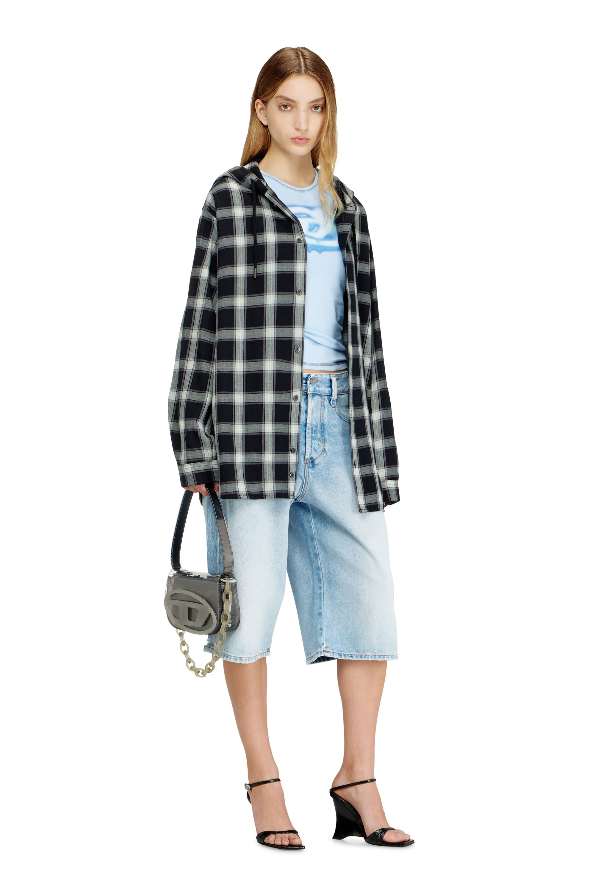 Diesel - D-ENIM-M-SHORT, Unisex Shorts aus Denim mit Destroyed-Effekt in Hellblau - 4