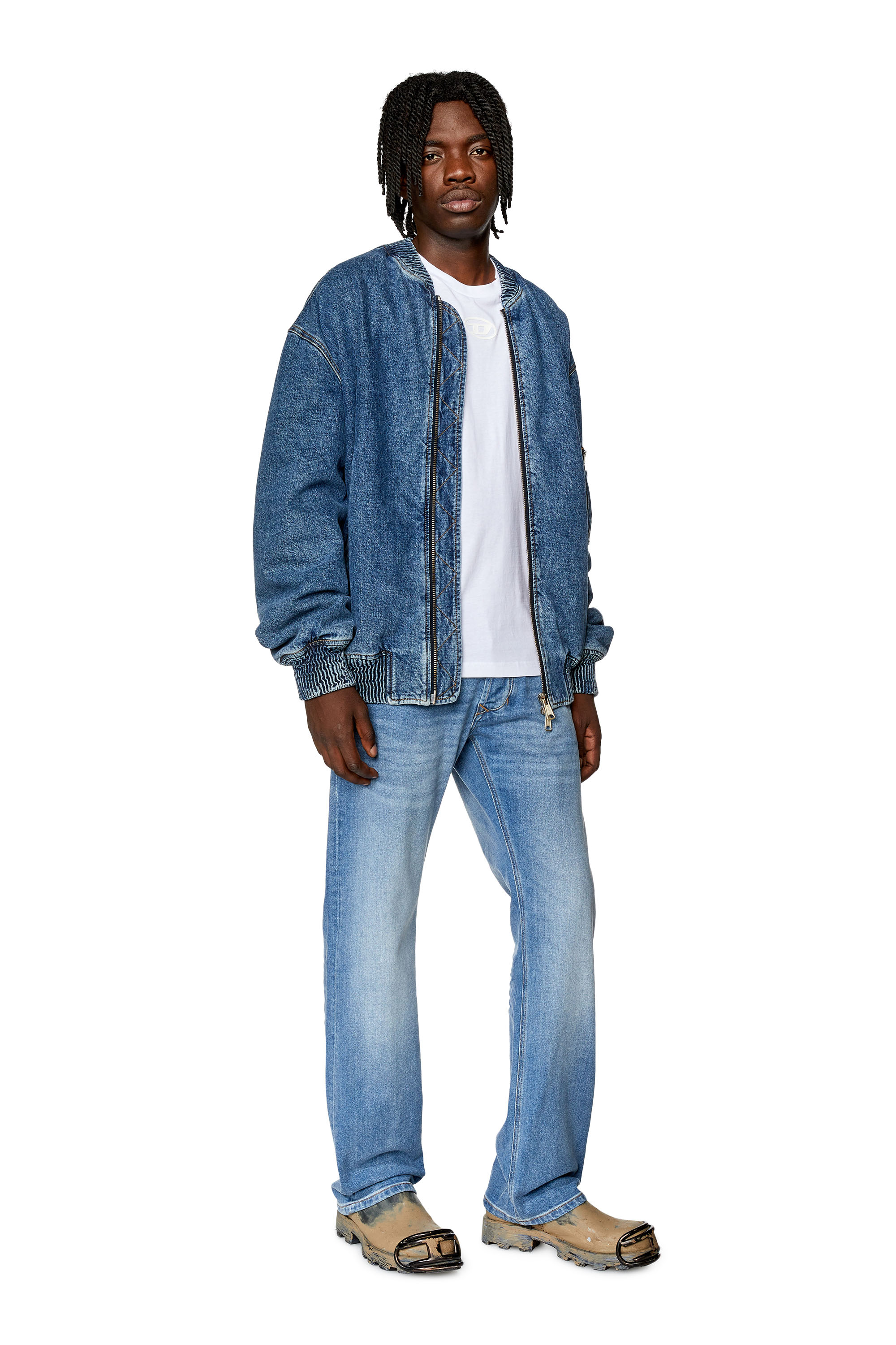 Diesel - Larkee 0ENAS Straight Jeans, Hellblau - Image 4