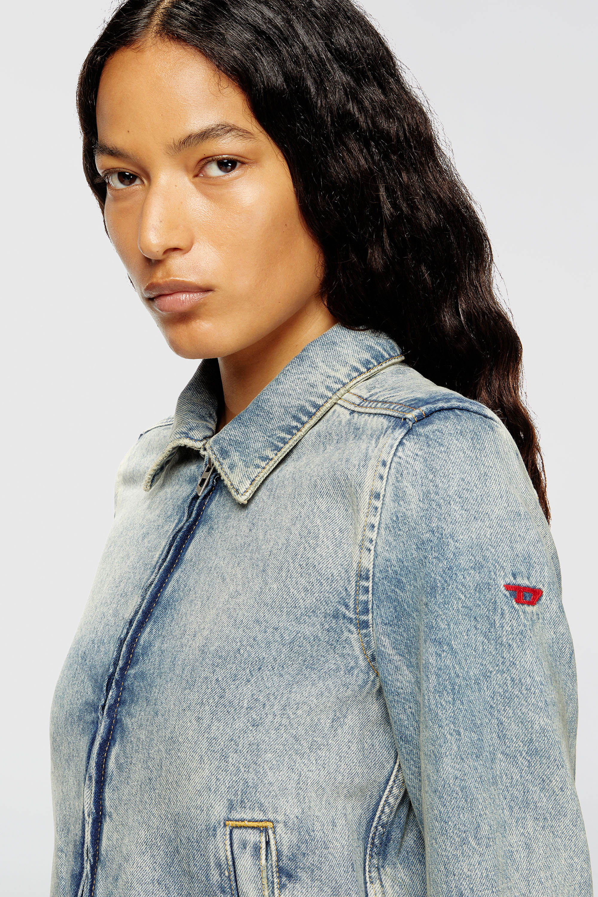 Diesel - DE-CORB, Damen Jacke aus-Denim mit flie&szlig;ender Struktur im Schmutz-Effekt in Hellblau - 5