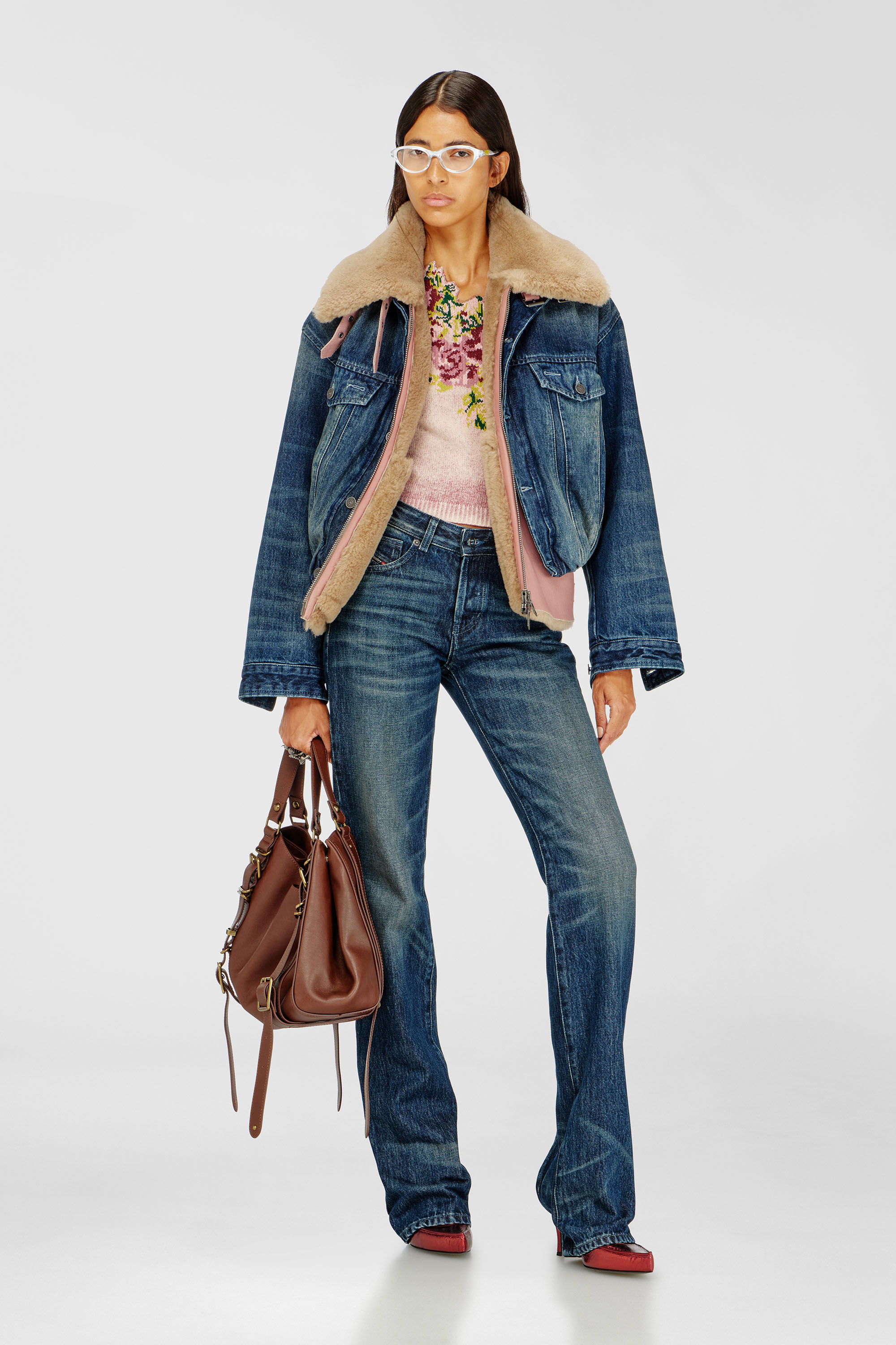 Diesel - DE-MORVI-FSJ, Damen Elastische Truckerjacke aus Denim in Mittelblau - 2
