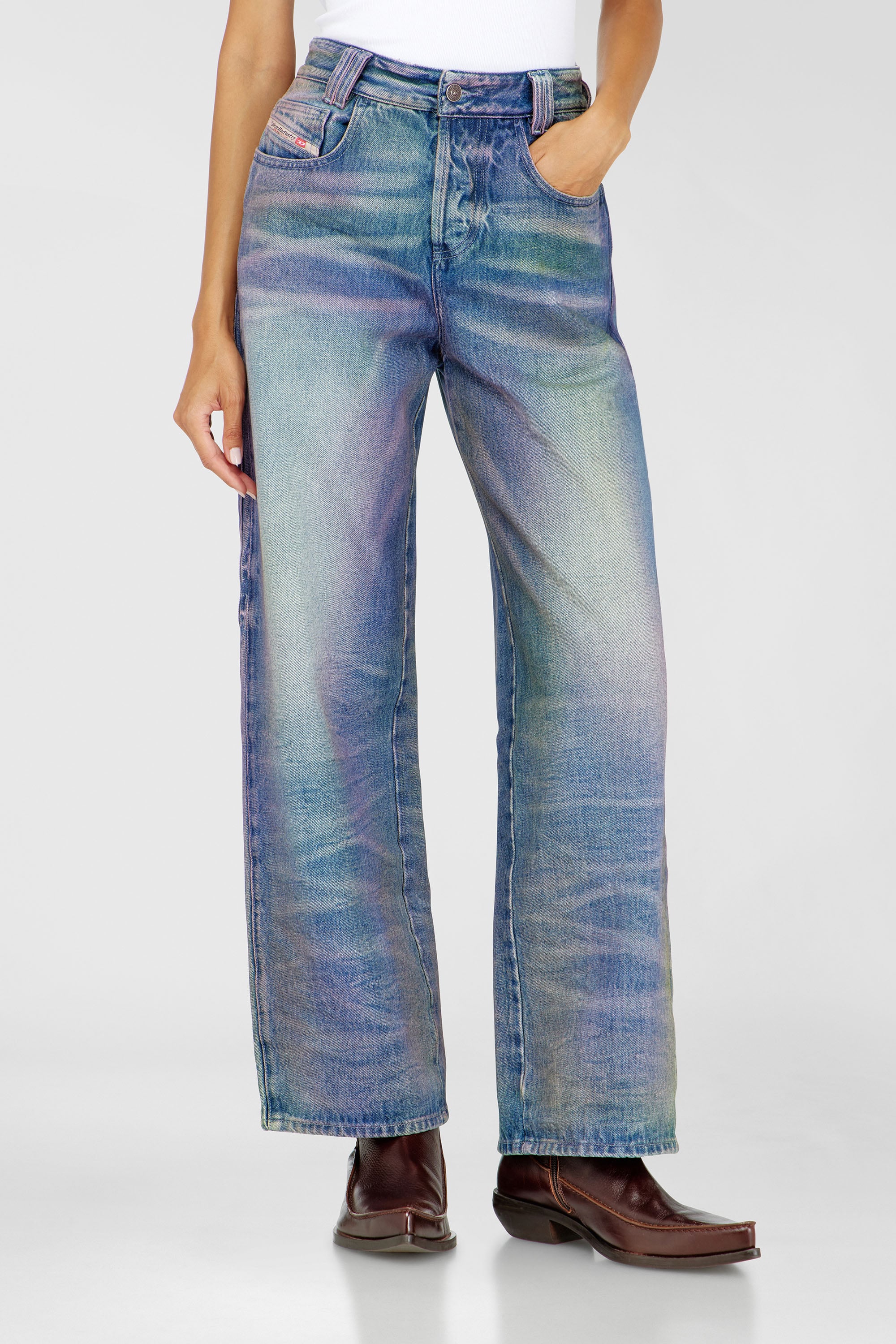 Diesel - Unisex Relaxed Jeans 1982 D-Hakou 007FW, Mittelblau - 2