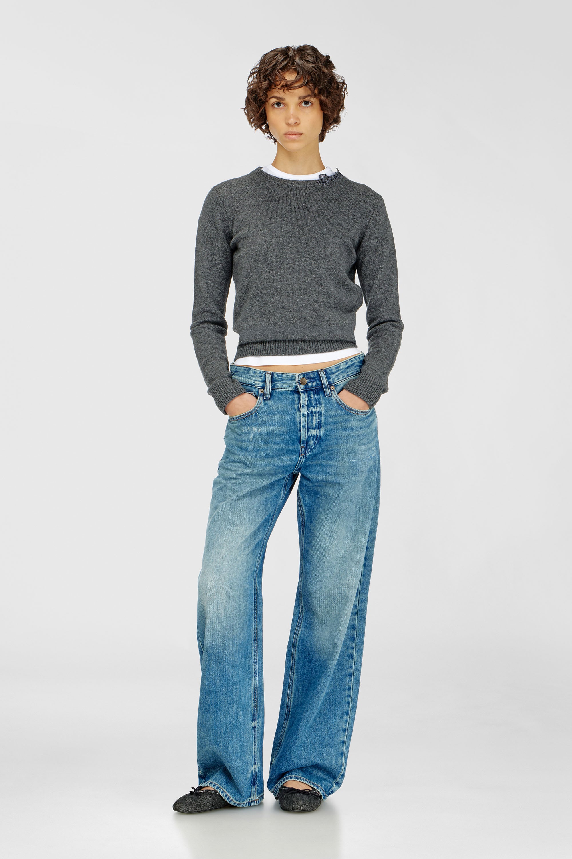 Diesel - Damen Relaxed Jeans 1990 D-Waigee 0TJDI, Mittelblau - 1