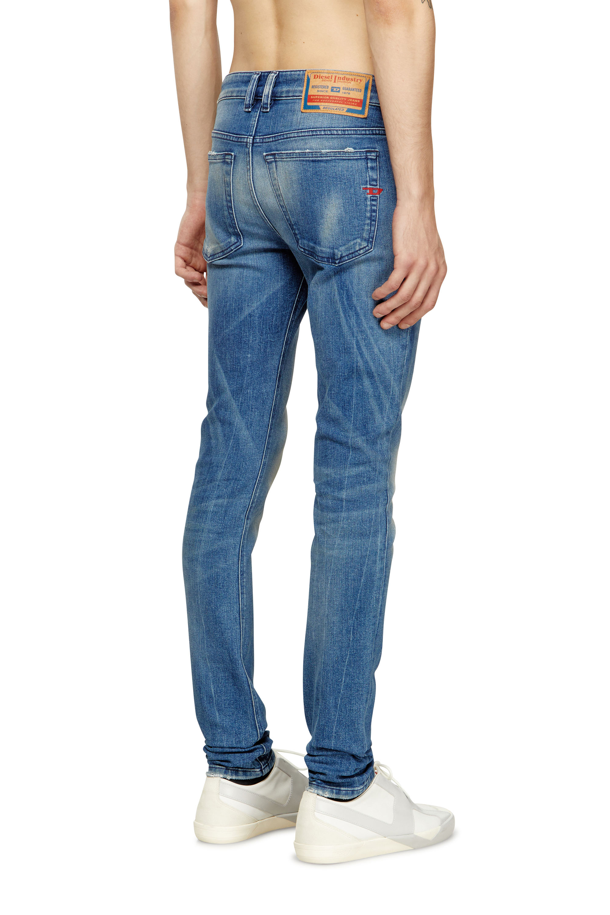 Diesel - Herren Skinny Jeans 1979 Sleenker 0DBDR, Mittelblau - 4
