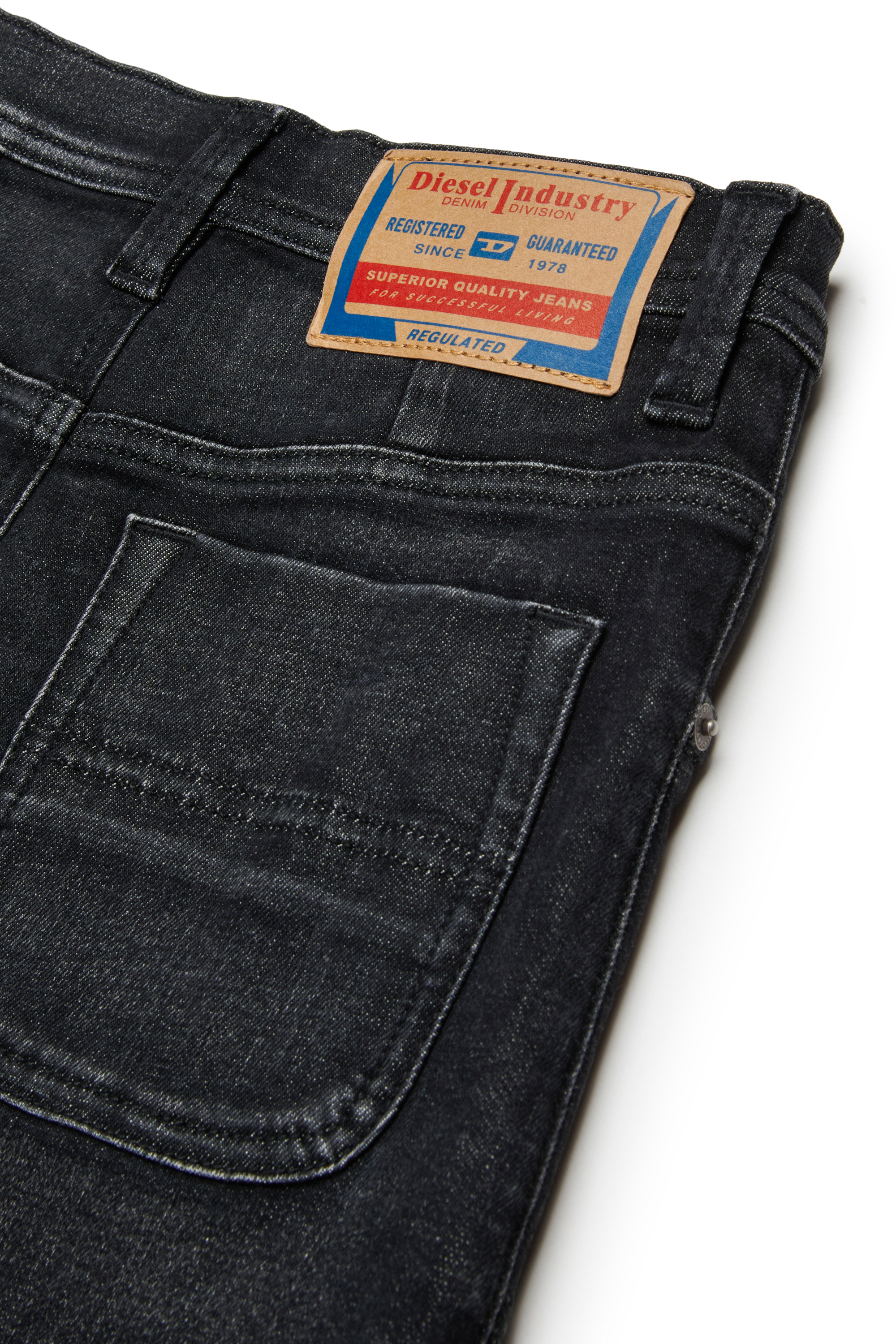 GEALBUS, Schwarz/Dunkelgrau