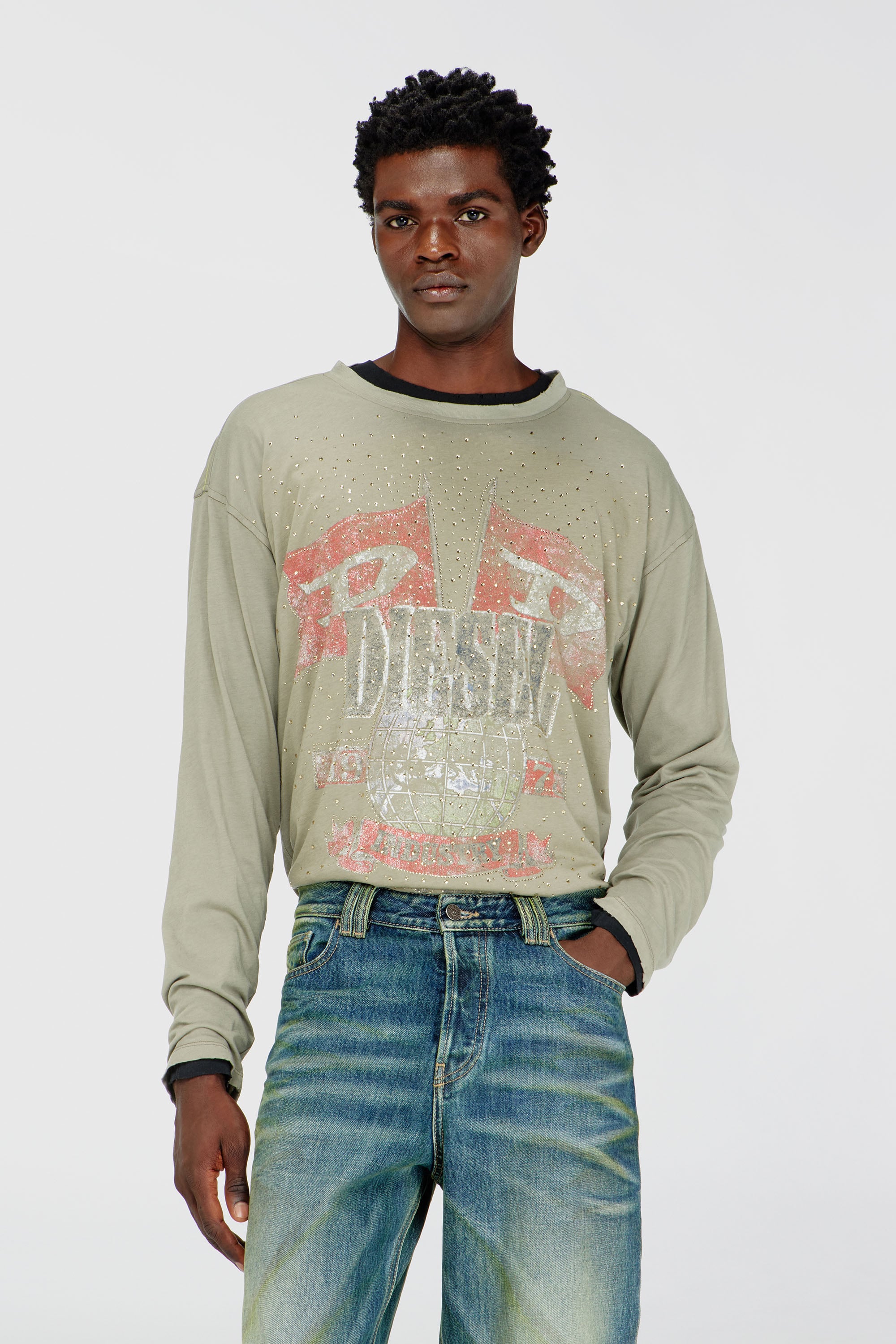 Diesel - T-GERI-LS-A, Herren Langarmshirt mit Konzertgrafik und Kristallen in Olivgr&uuml;n - 1