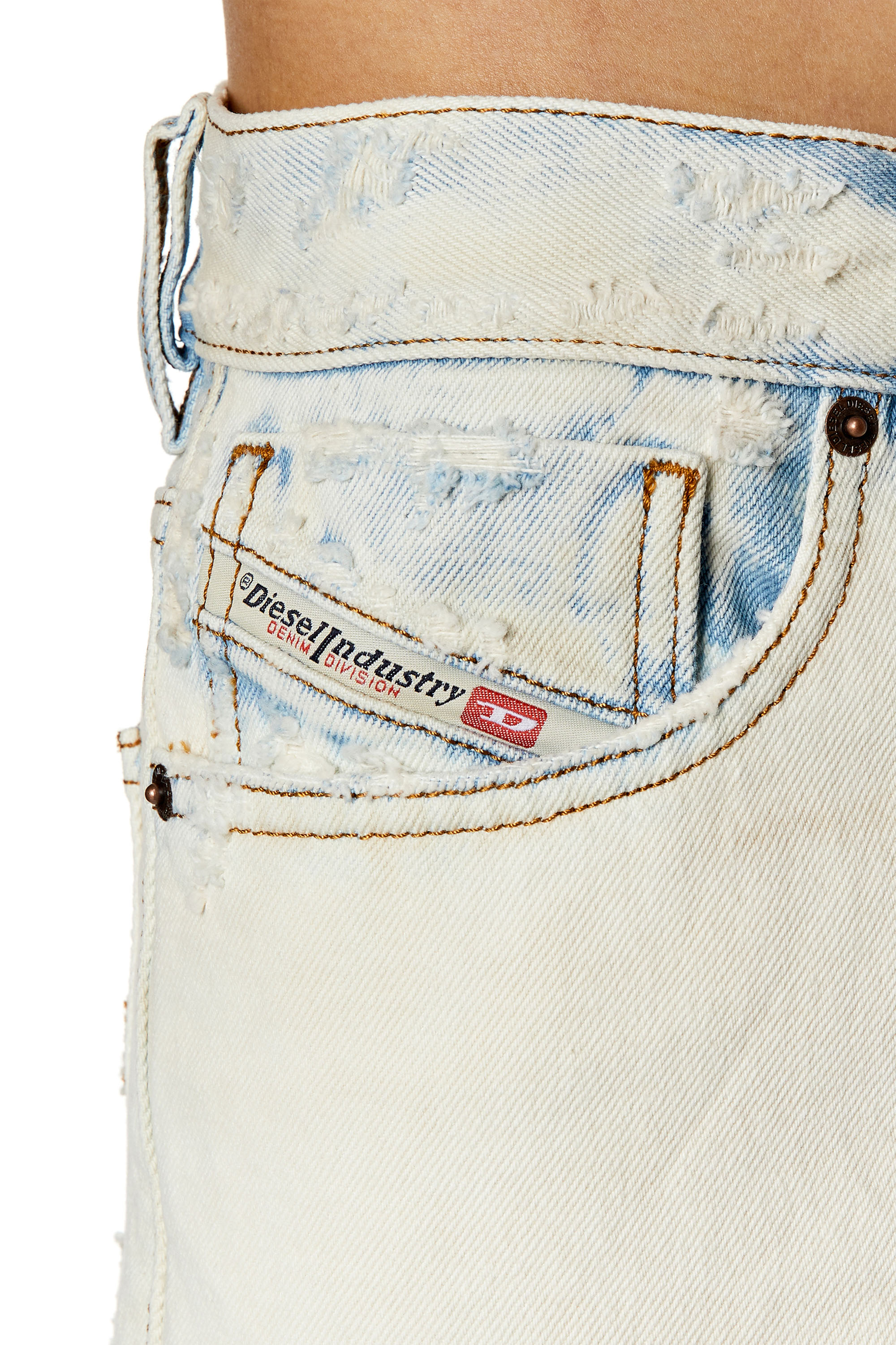 Diesel - Straight Jeans 1995 D-Sark 007L5, Weiß - Image 3