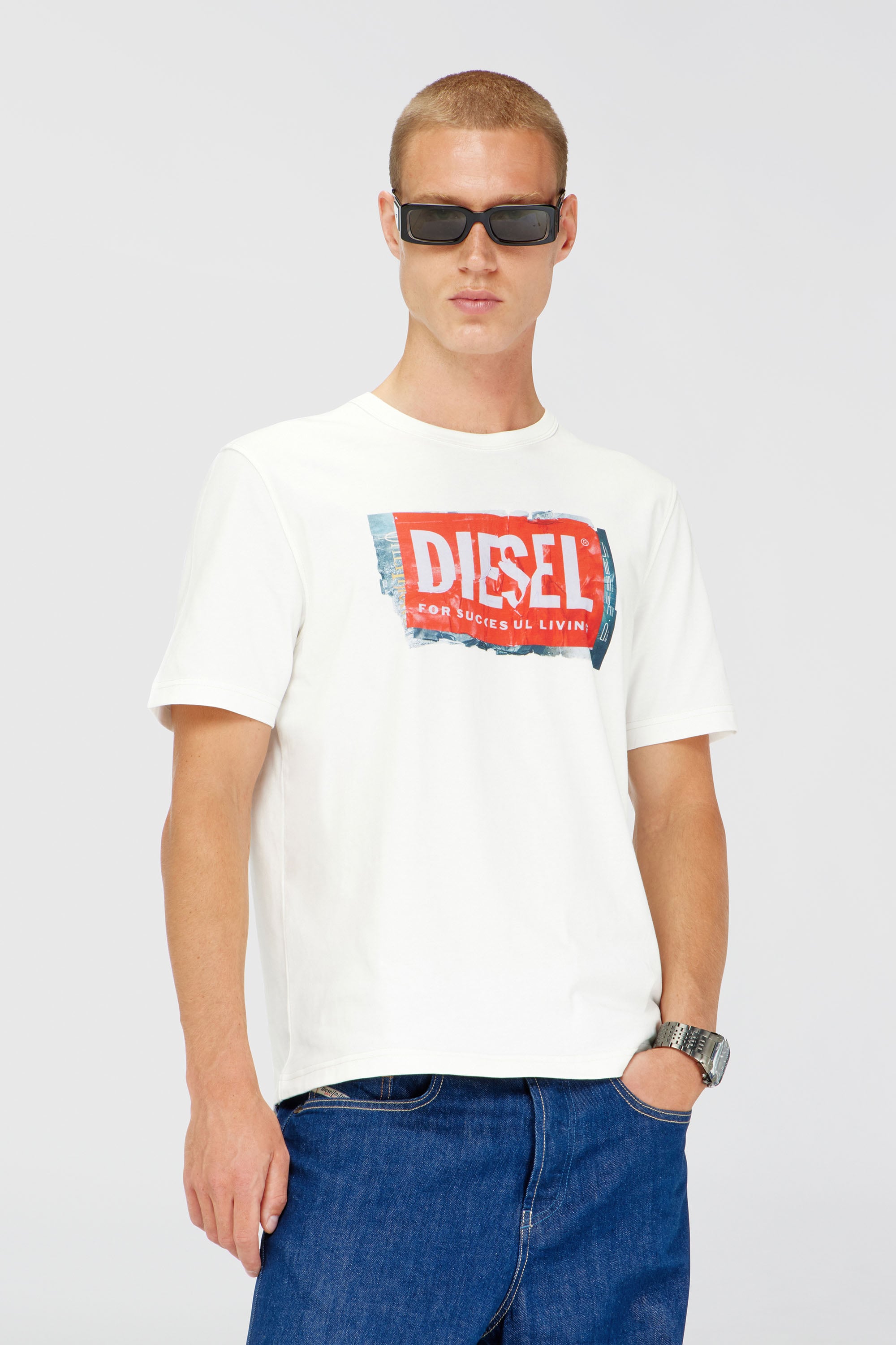 Diesel - T-ADJUST-Q6, Herren T-Shirt mit Logo in Knitter-Optik in Wei&szlig; - 1