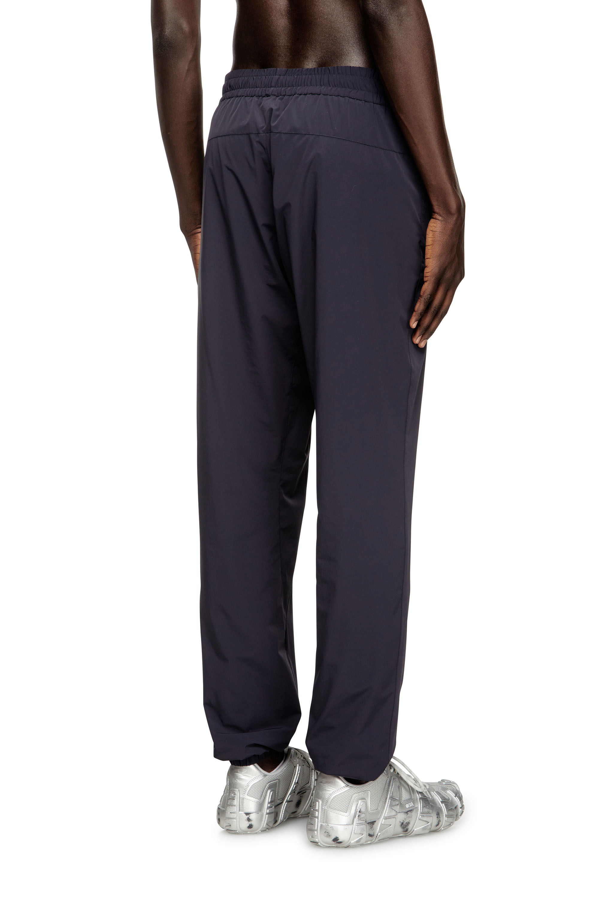 Diesel - P-ARDO-LONG, Herren Hose aus Bi-Stretch-Nylon in Dunkelblau - 4