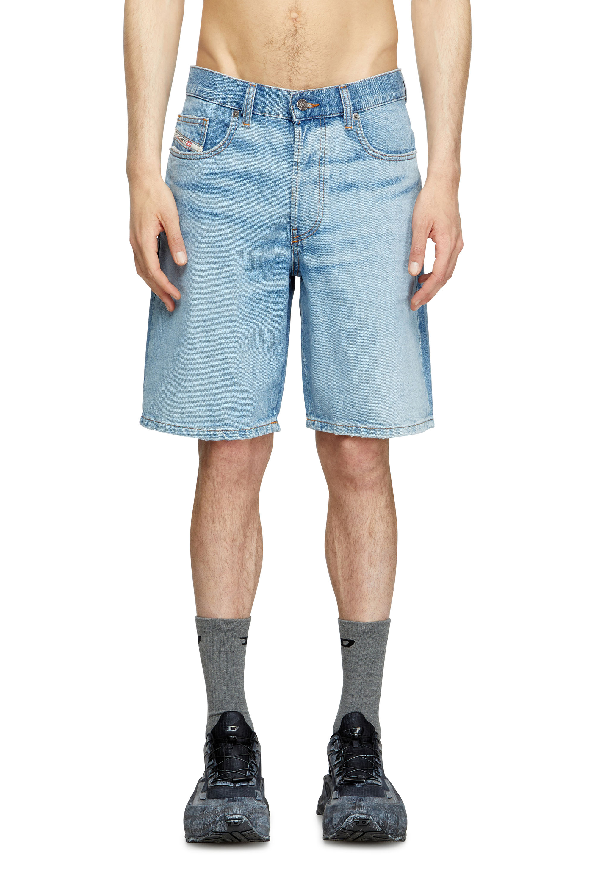 Diesel - REGULAR-SHORT, Herren Shorts aus Denim in Hellblau - 1