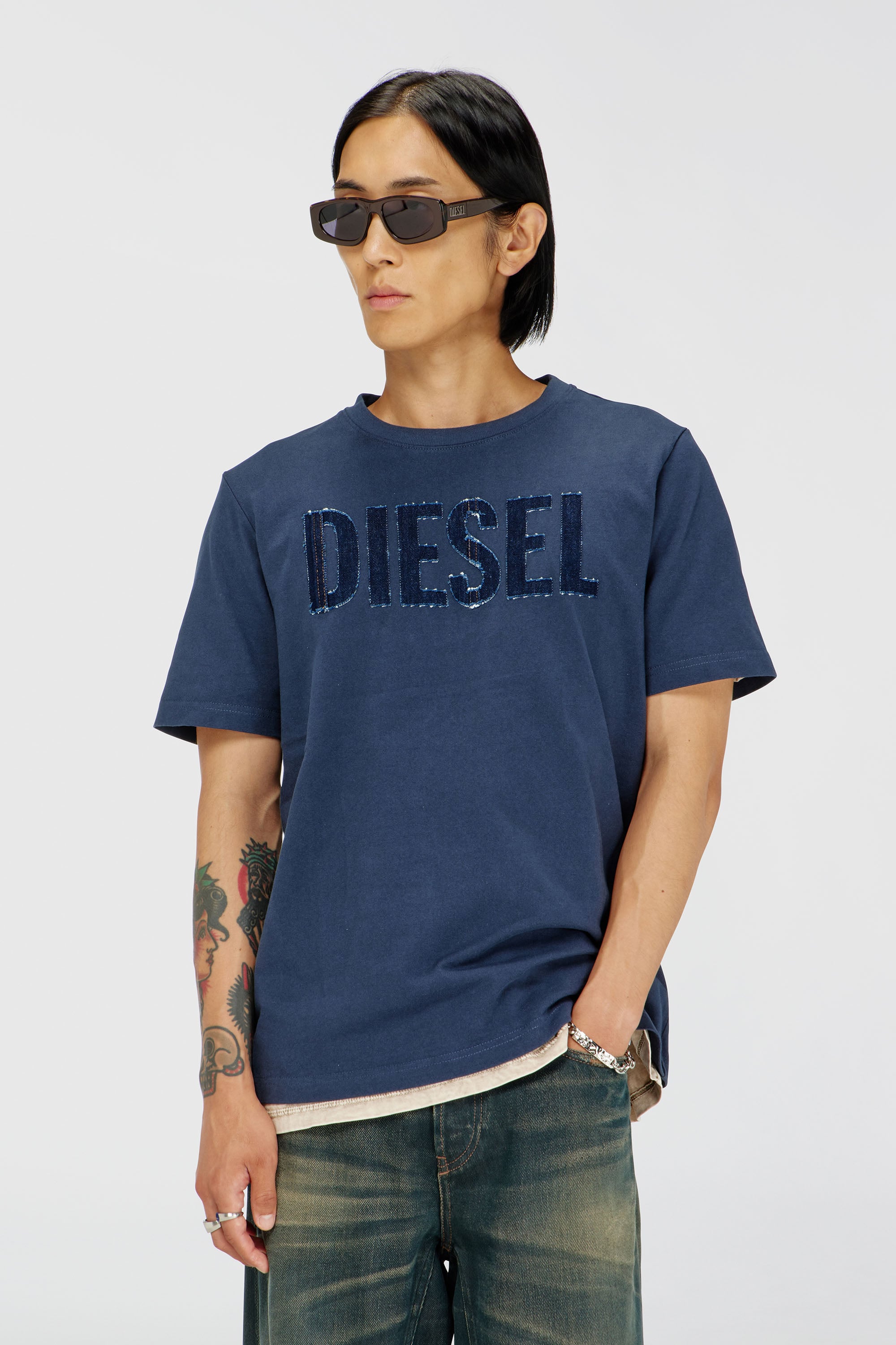 Diesel - T-JUST-APP-T92, Herren T-Shirt aus Baumwolle mit tonalem Diesel-Logoprint in Marineblau - 1