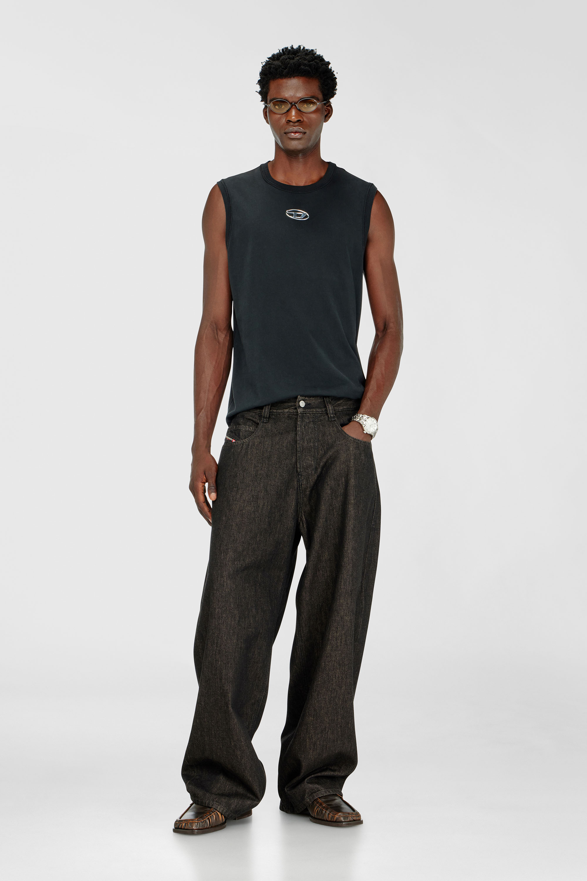 Diesel - T-BISCO-IOD, Herren Baumwoll-Tanktop mit ovalem D-Logo in Metallic-Optik in Schwarz - 2