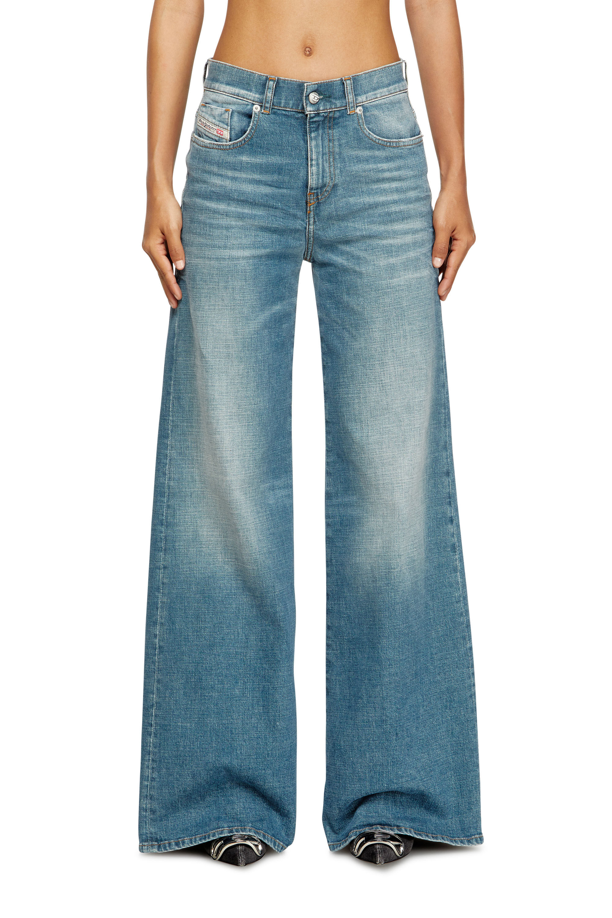 Diesel - Damen Flare Jeans 1978 D-Akemi 09M58, Mittelblau - 1