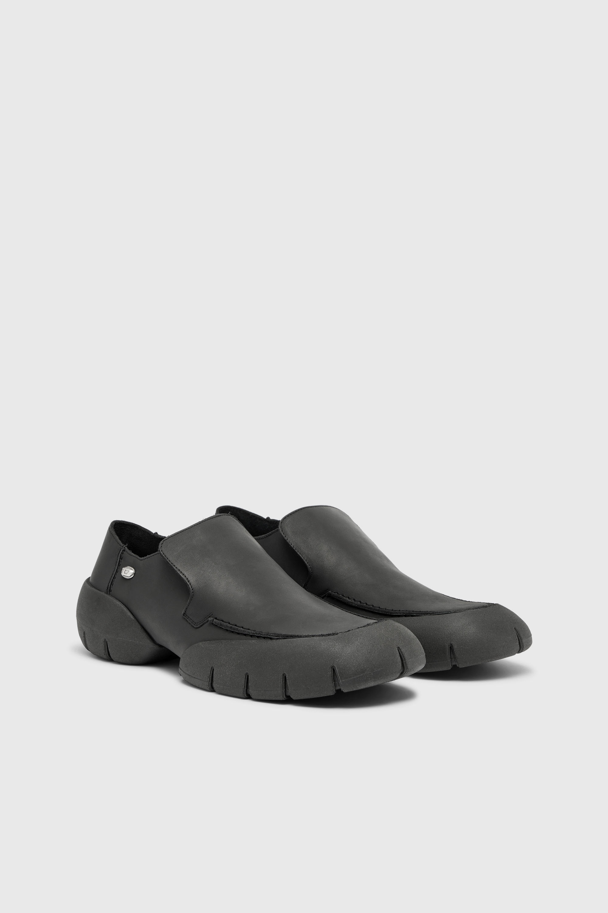 Diesel - D-MATHIEU SC, Herren D-Mathieu-Loafer aus geb&uuml;rstetem Leder mit Gummisohle in Schwarz - 2