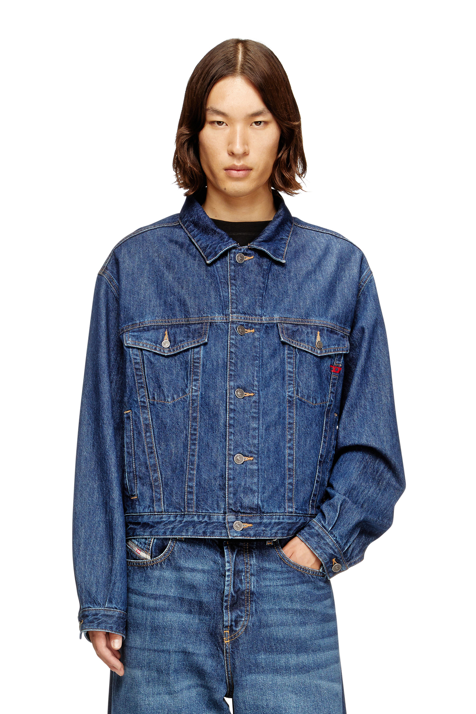 Diesel - D-RANGER, Unisex Truckerjacke aus DNA-Denim in Mittelblau - 1