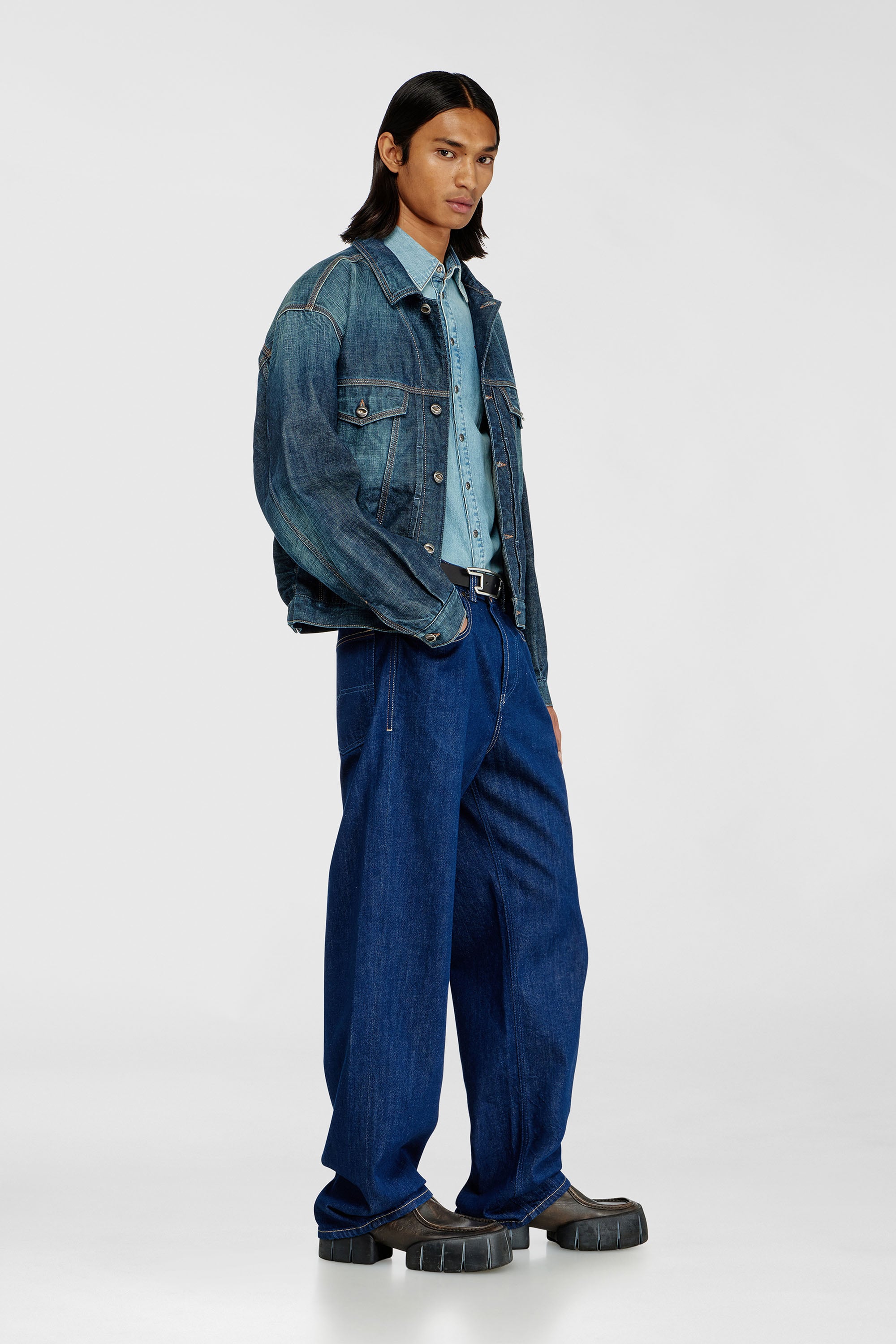Diesel - Herren Relaxed Jeans 2001 D-Macro 09Q09, Dunkelblau - 1