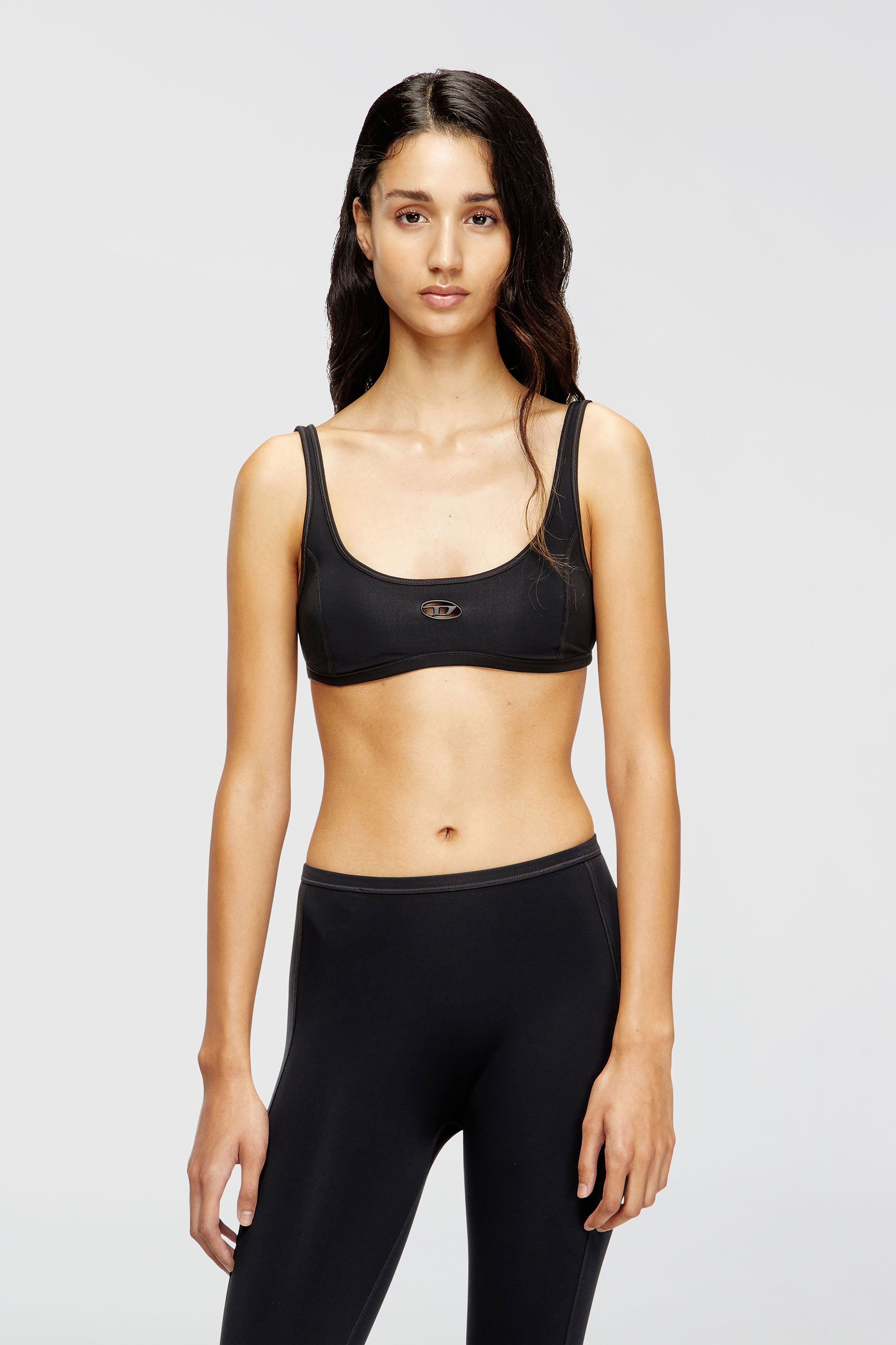 Diesel - CHELSEA-UTLT, Damen Sport-BH mit Cutout-Logo in Schwarz - 1