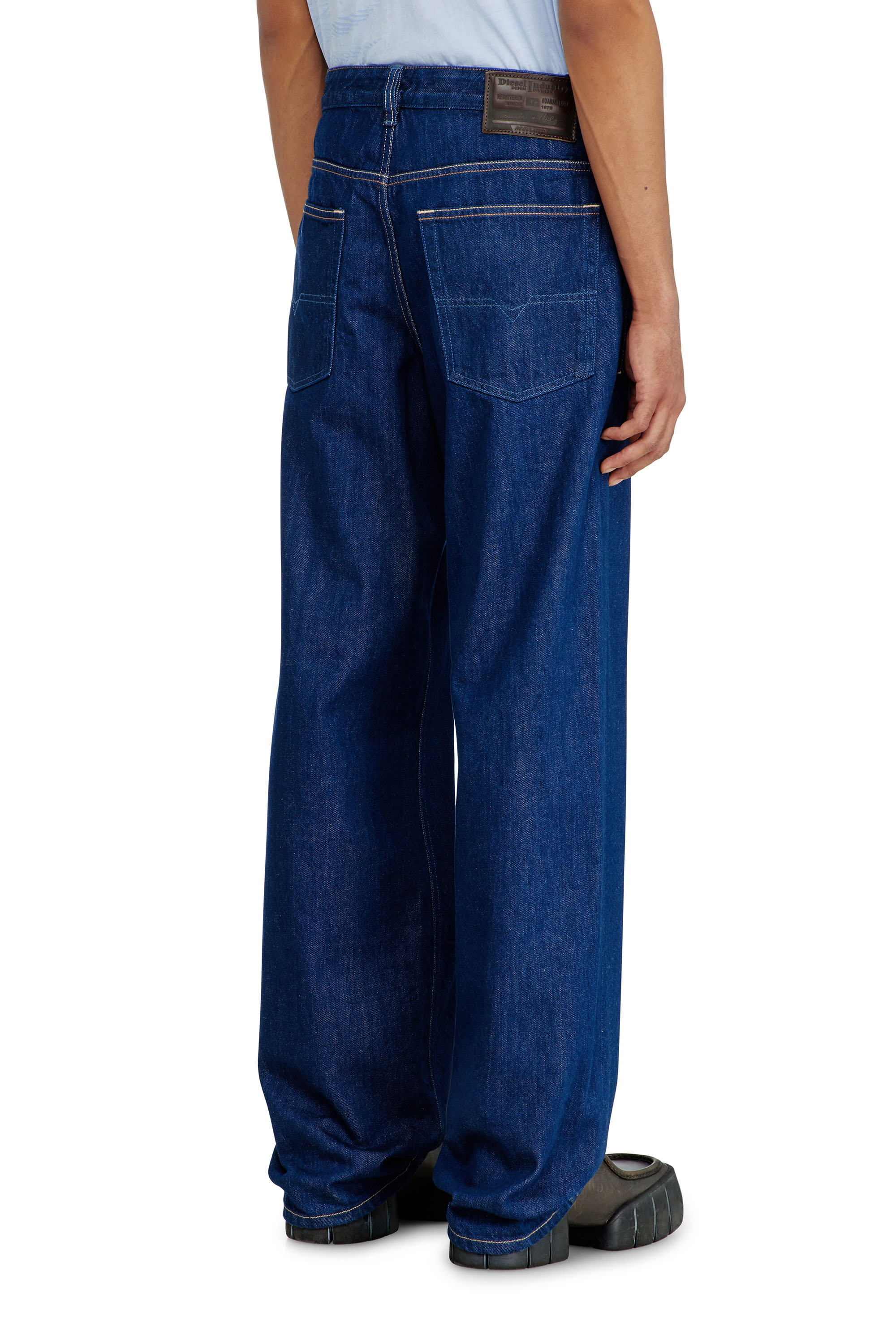 Diesel - Herren Relaxed Jeans 2001 D-Macro 09Q09, Dunkelblau - 5