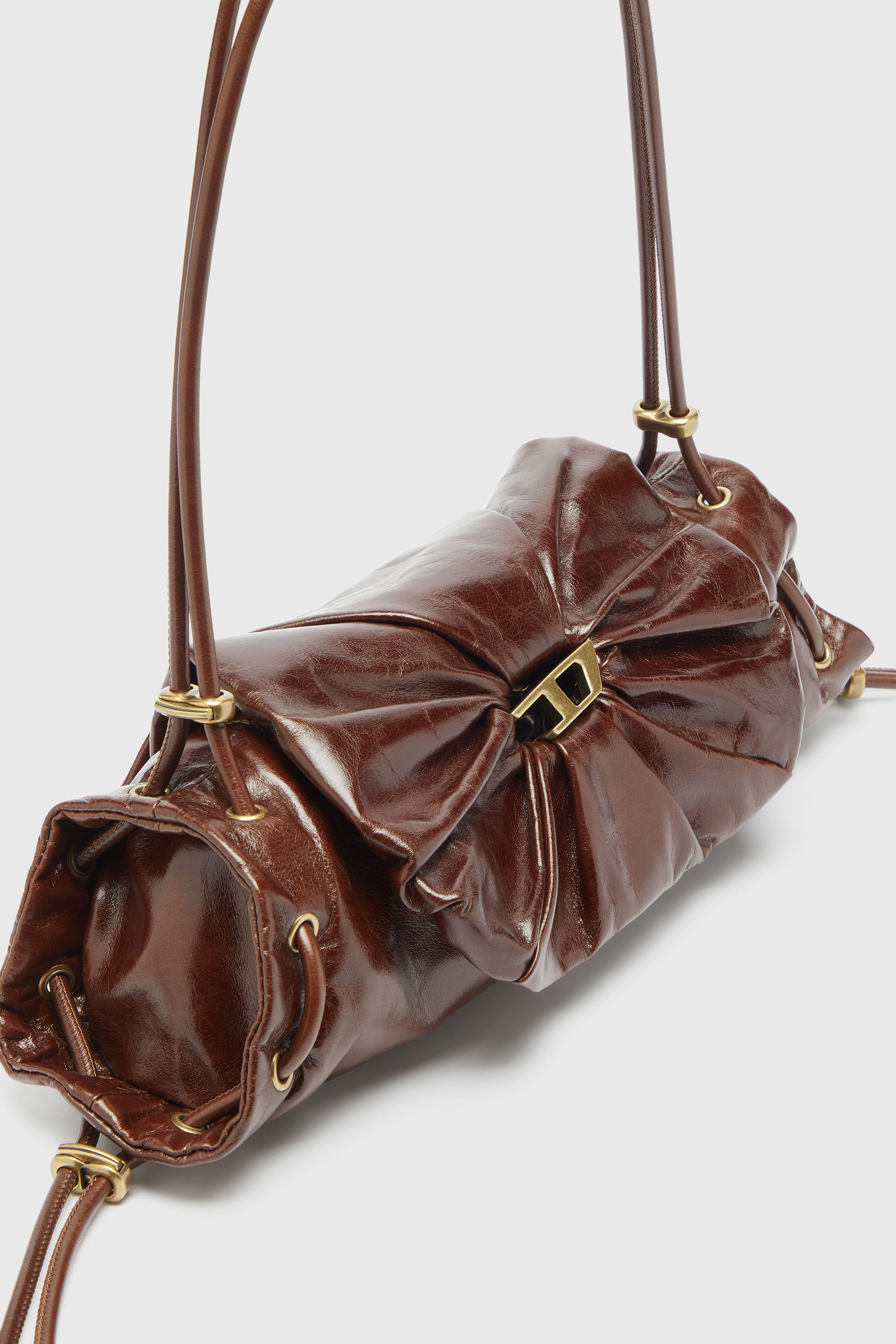 Diesel - SCRUNCH-D SHOULDER S, Damen Scrunch-D-Schultertasche aus Knitter-Leder in Braun - 5