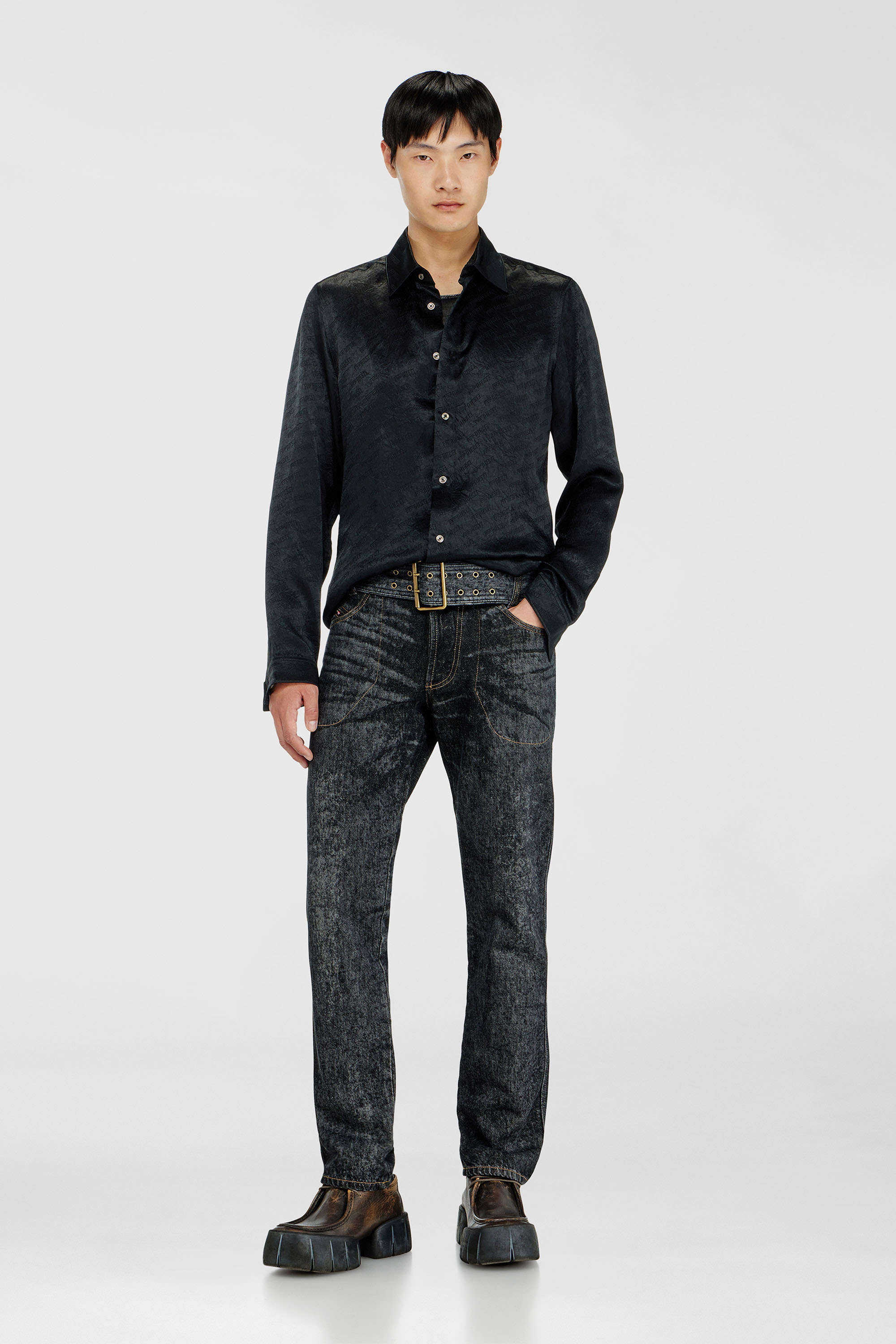 Diesel - S-KINNY-EFBZ, Herren Shirt aus logo-jacquard-crinkled-satin in Schwarz - 2