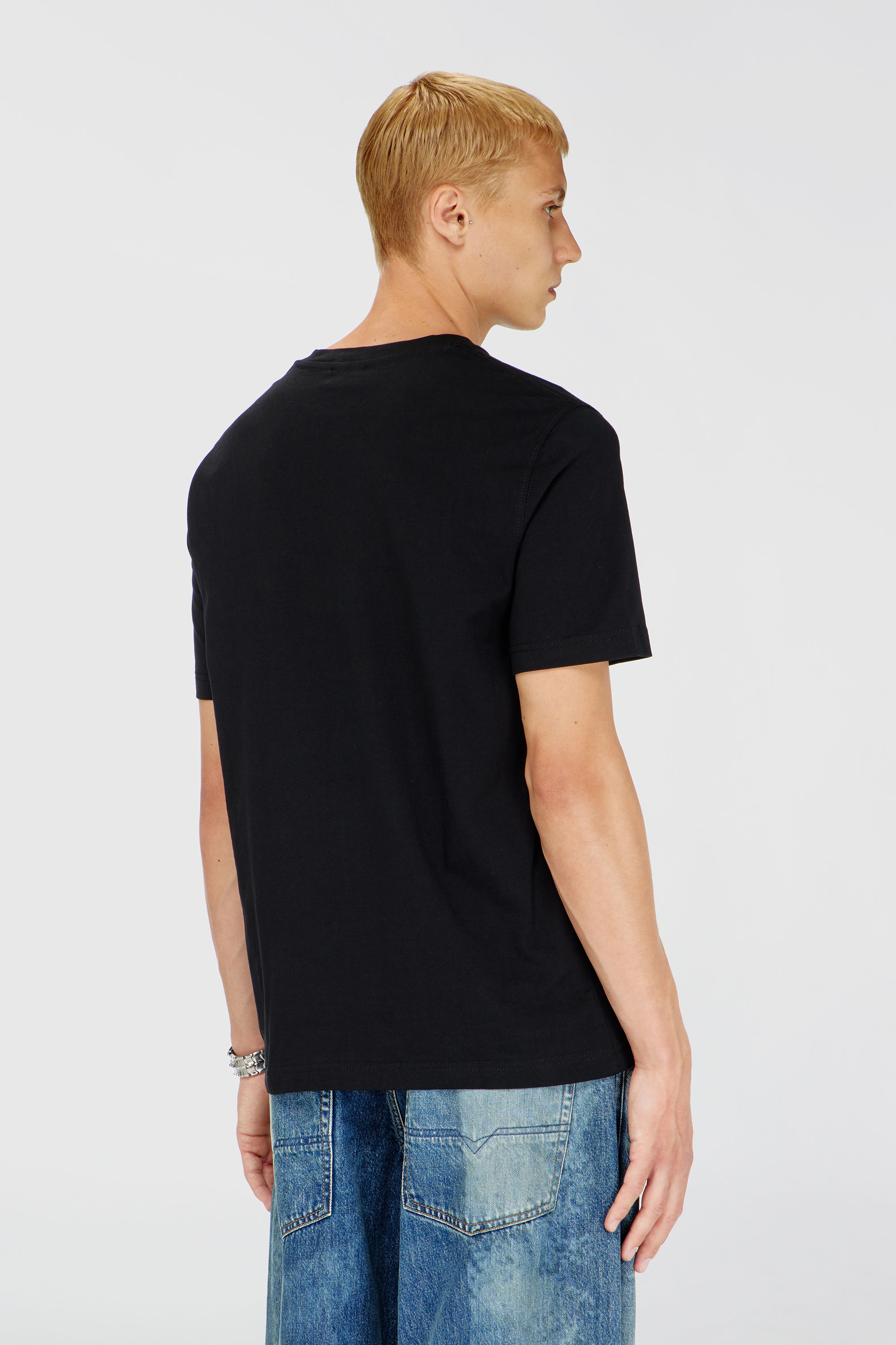 Diesel - T-ADJUST-Q7, Herren T-Shirt mit verschwommenem Diesel-Logo in Schwarz - 4