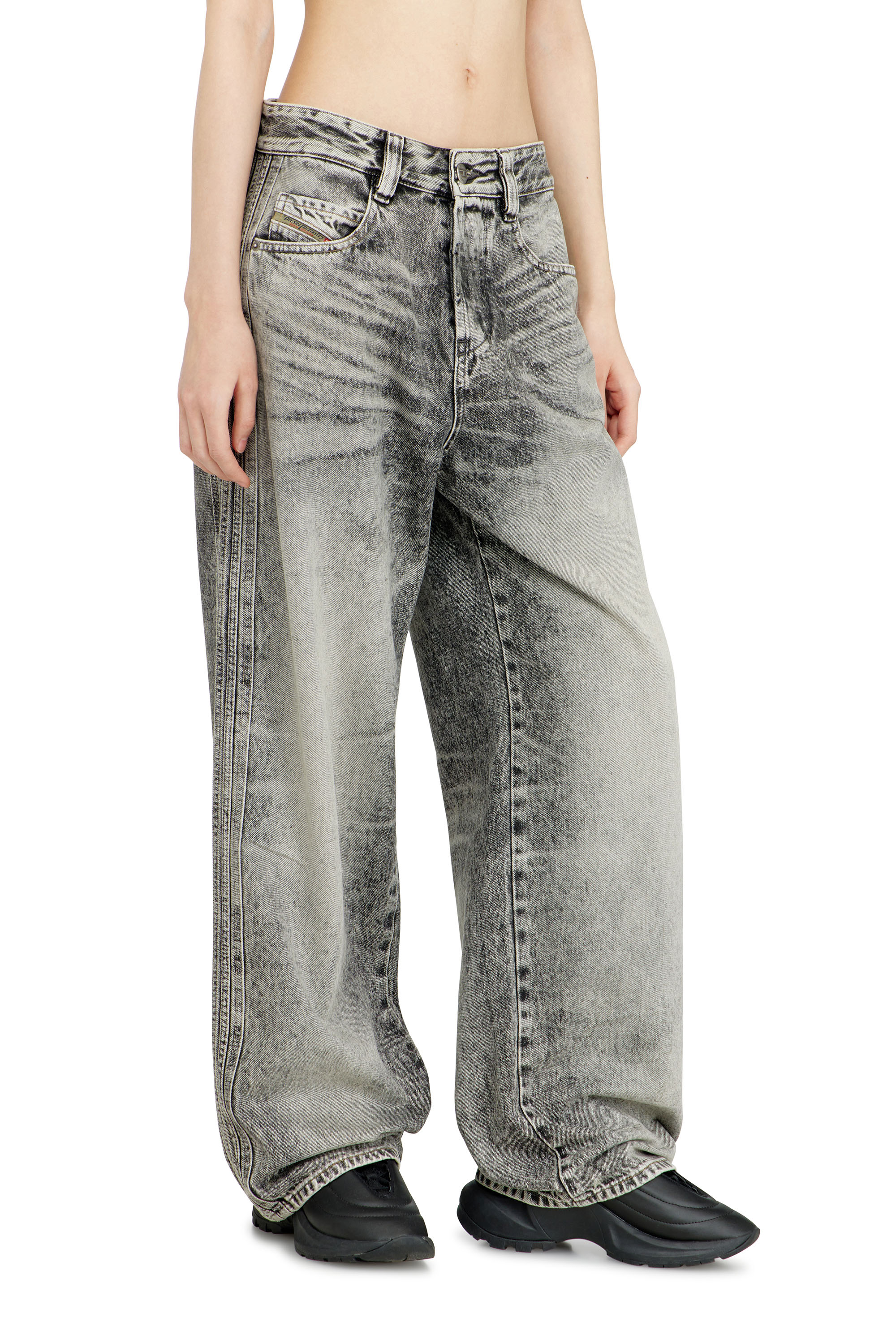 Diesel - Unisex Relaxed Jeans 1997 D-Enim-M 09P11, Hellgrau - 1