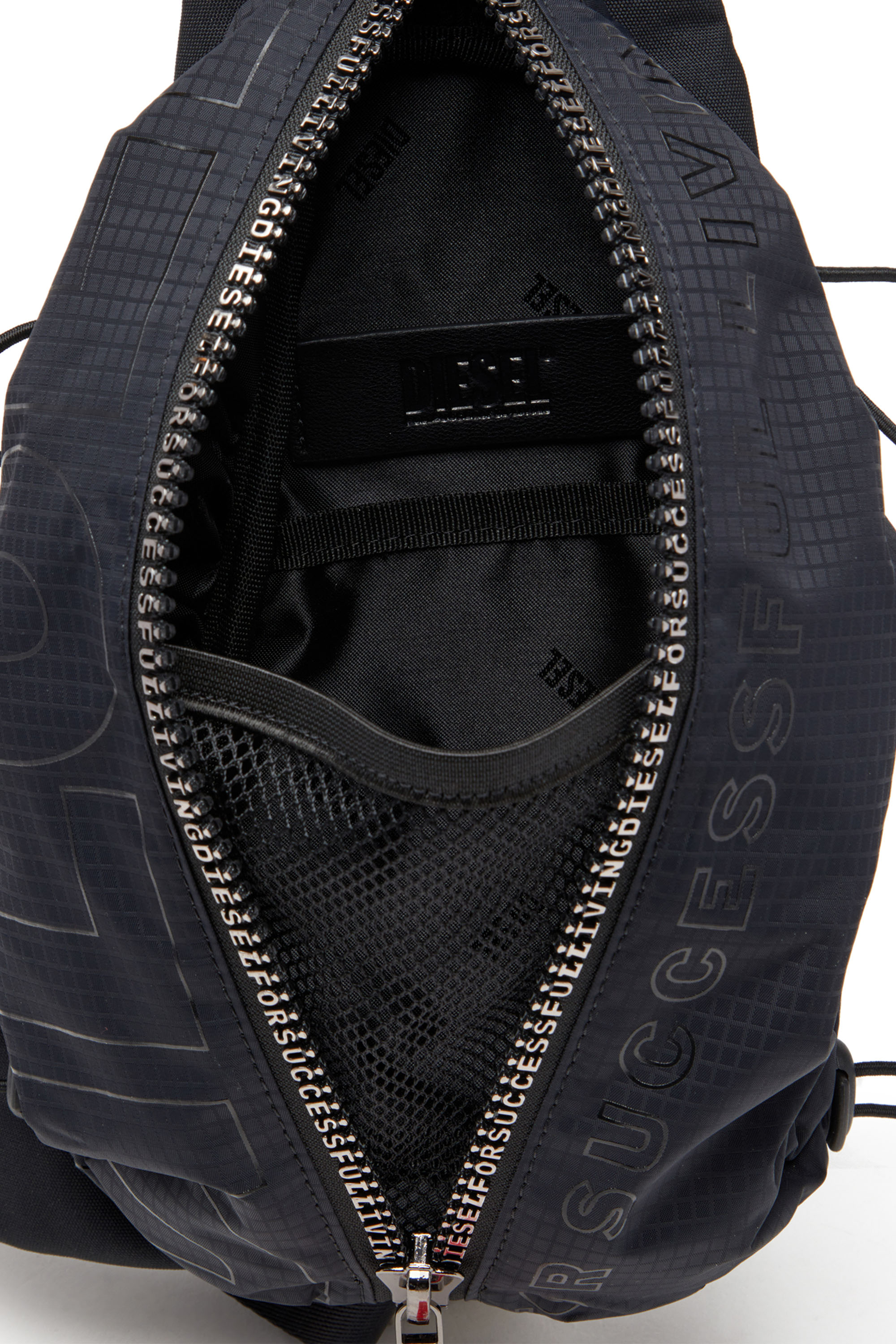 Diesel - ZIP-D CROSSBODY X, Herren Zip-D-Sling-Tasche aus kariertem Jacquard-Shell in Schwarz - 3