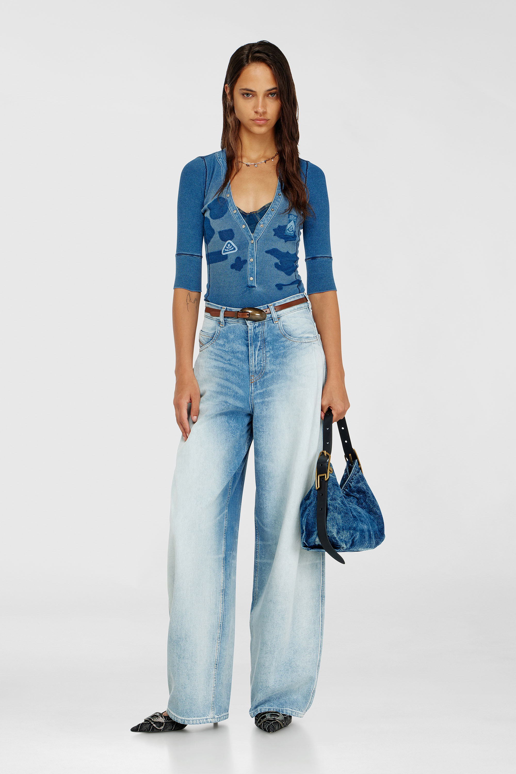 Diesel - T-EREME, Damen Henley-Top mit Shadow-Patch-Effekten in Mittelblau - 1